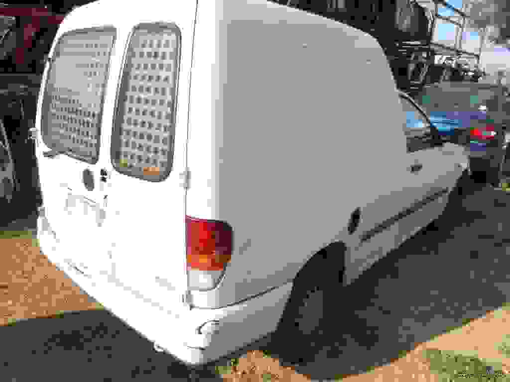 Γρύλοι – Πάνελ Πορτών VW Caddy ’02