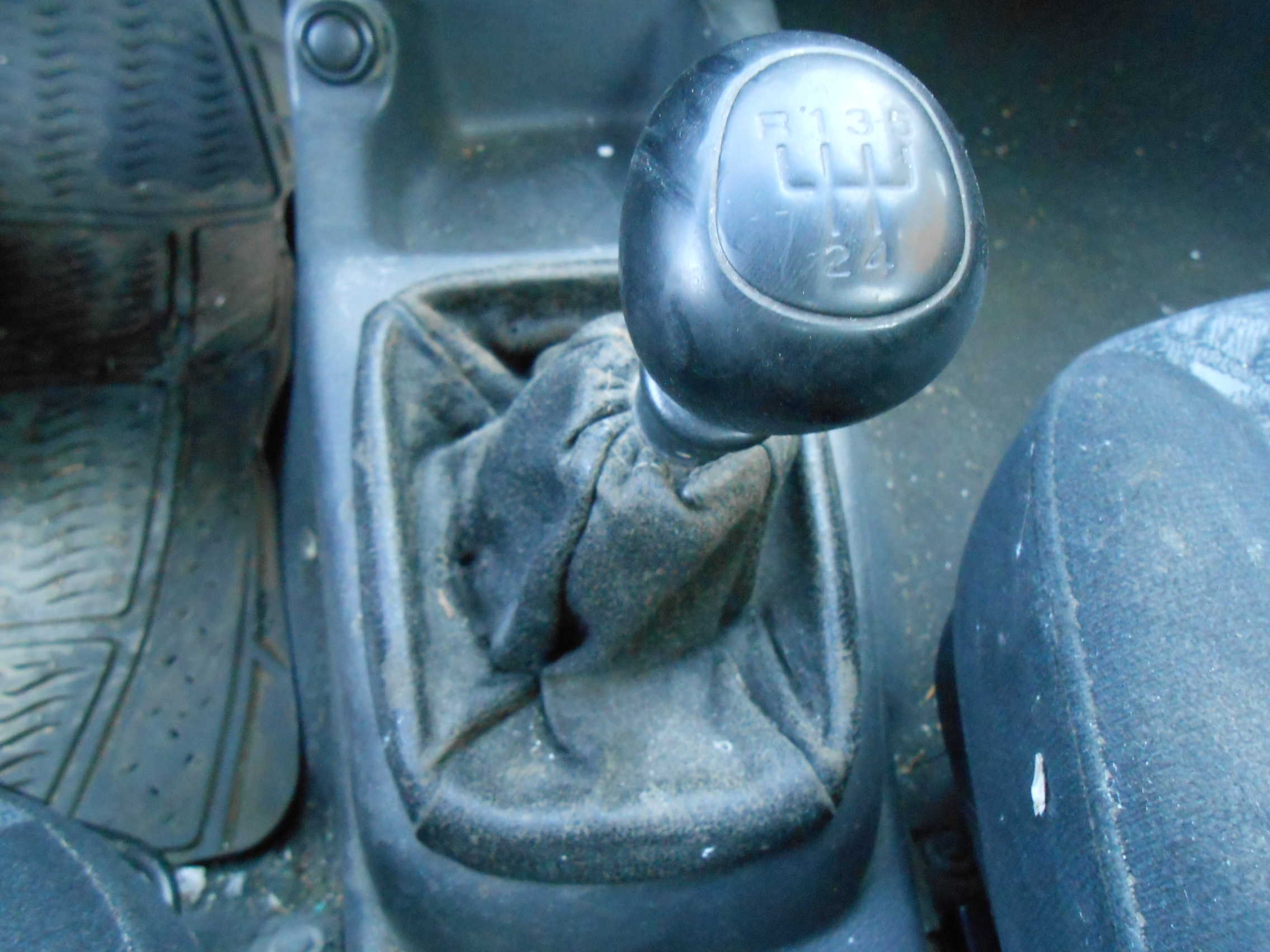 Λεβιές Ταχυτήτων Daewoo Lanos ’01 Προσφορά