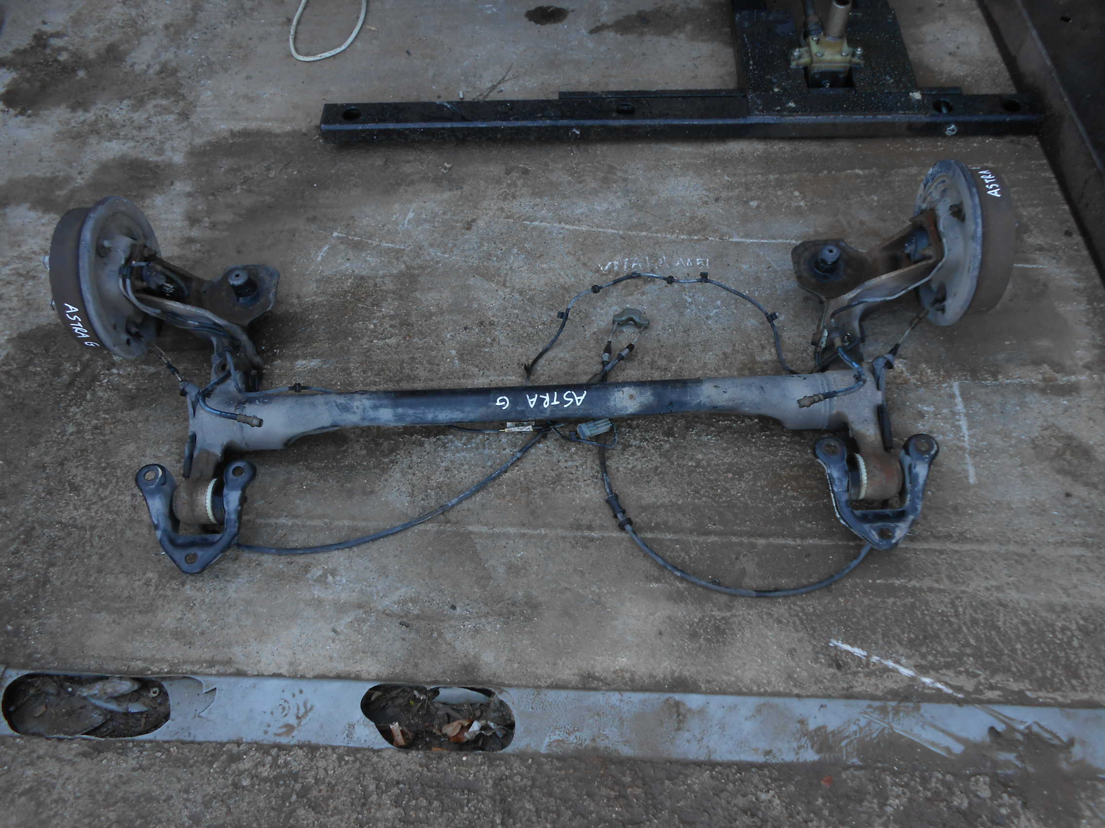 Άξονας Πίσω Opel Astra G ’01 Προσφορά.