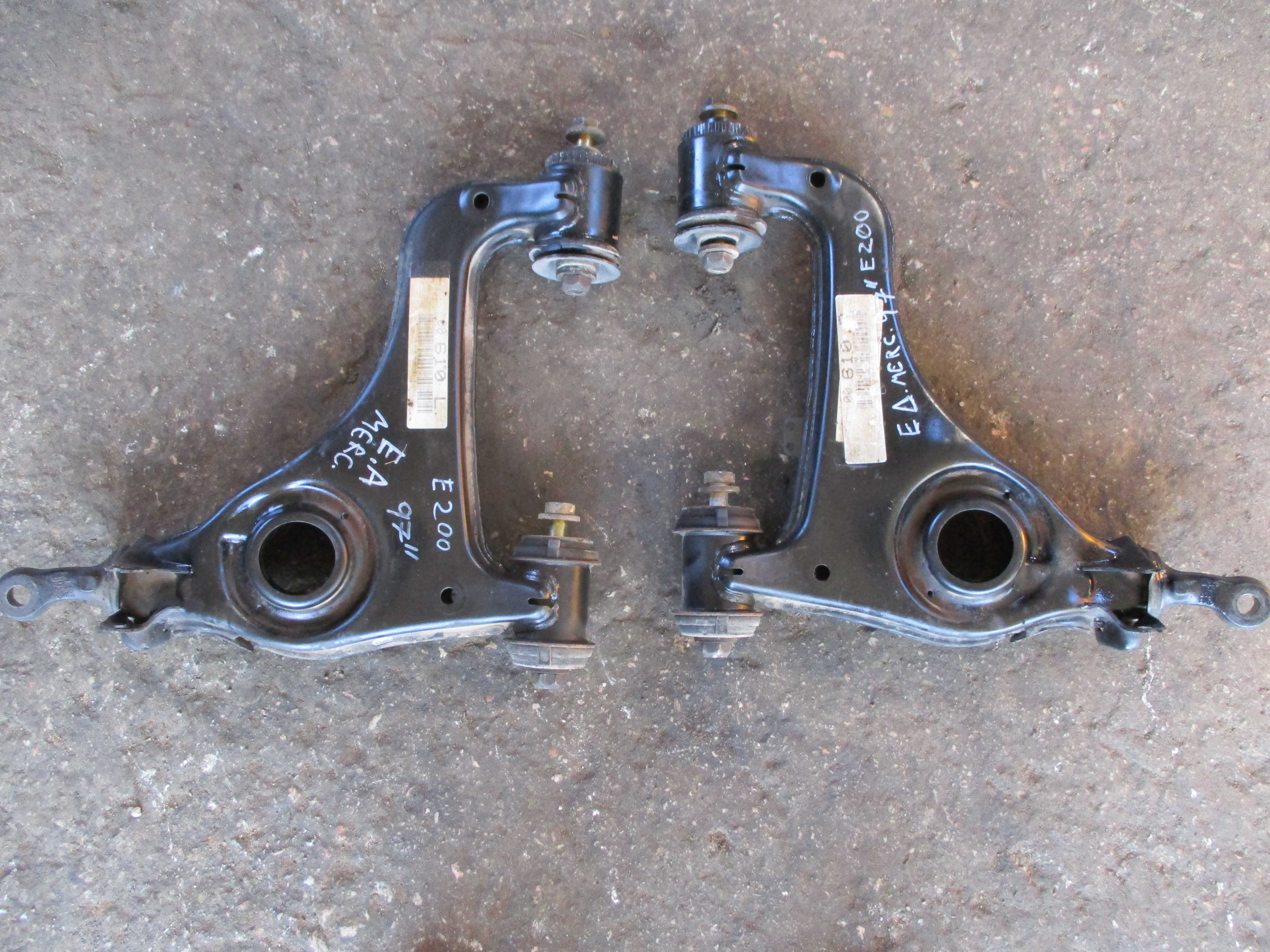 Ψαλίδια Μercedes E200 ’96 Προσφορά.