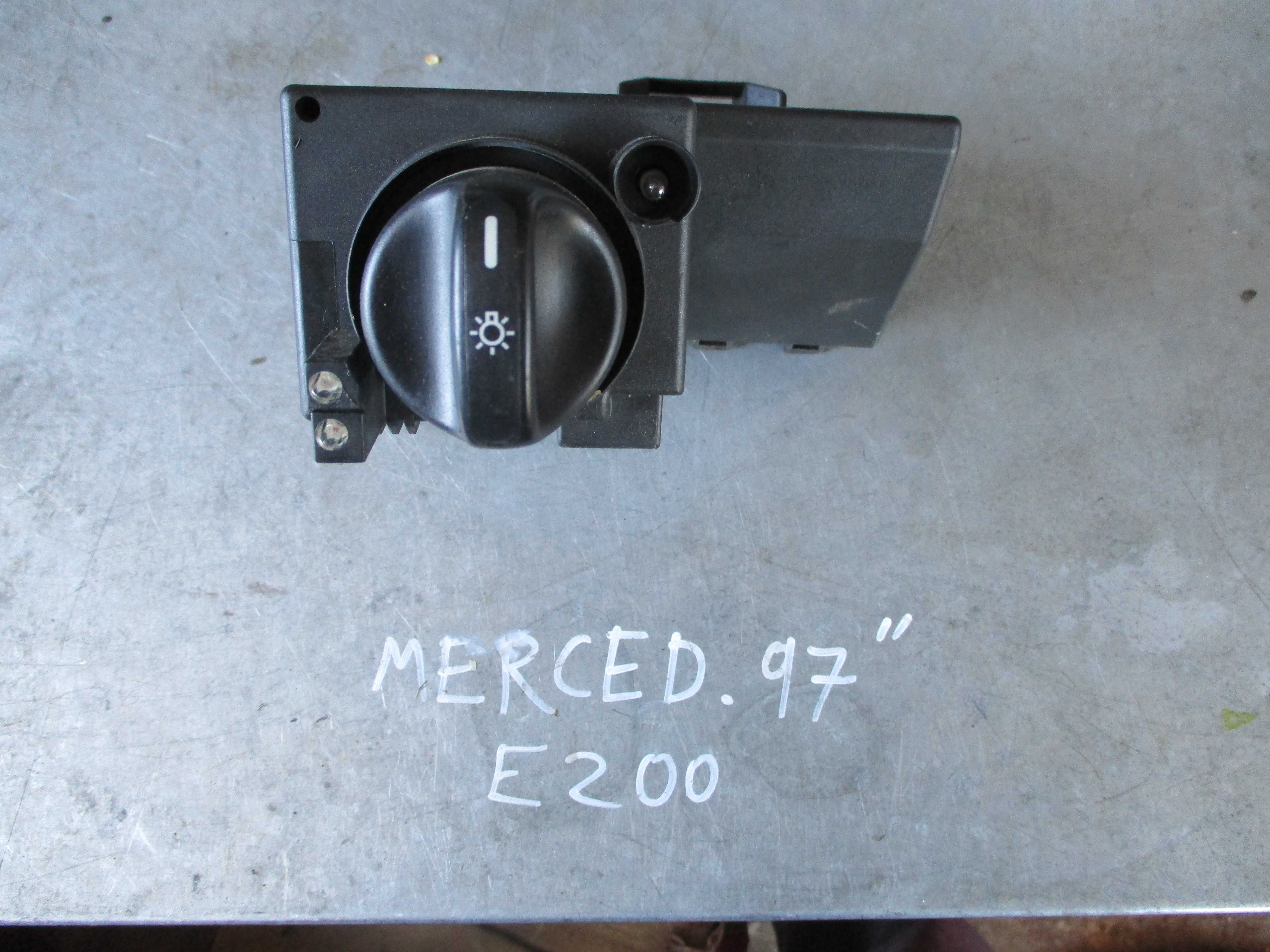 Διακόπτης Φώτων ( 2105450104 ) Μercedes E200 ’96 Προσφορά.