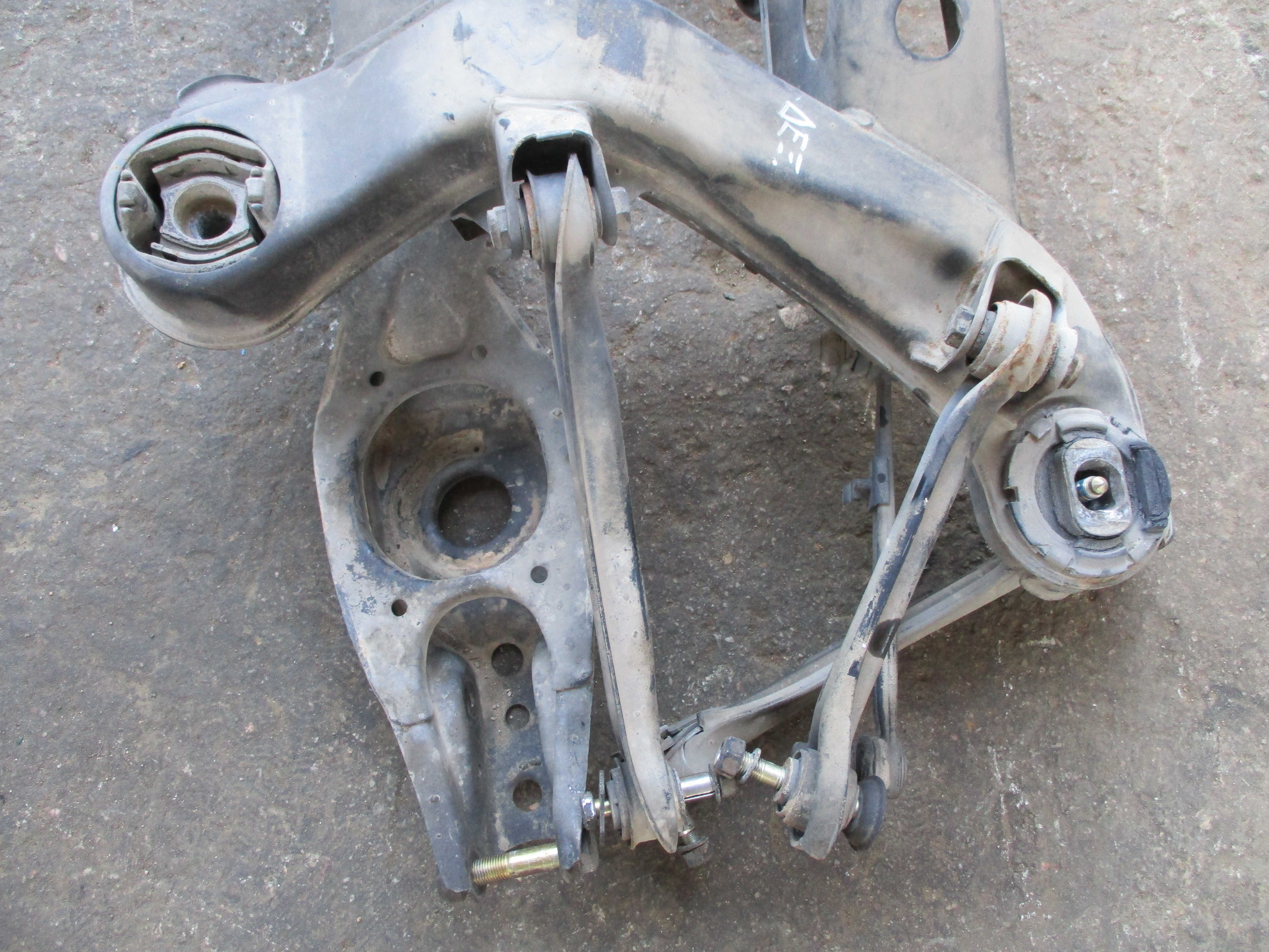 Χειρόφρενο Μercedes E200 ’96