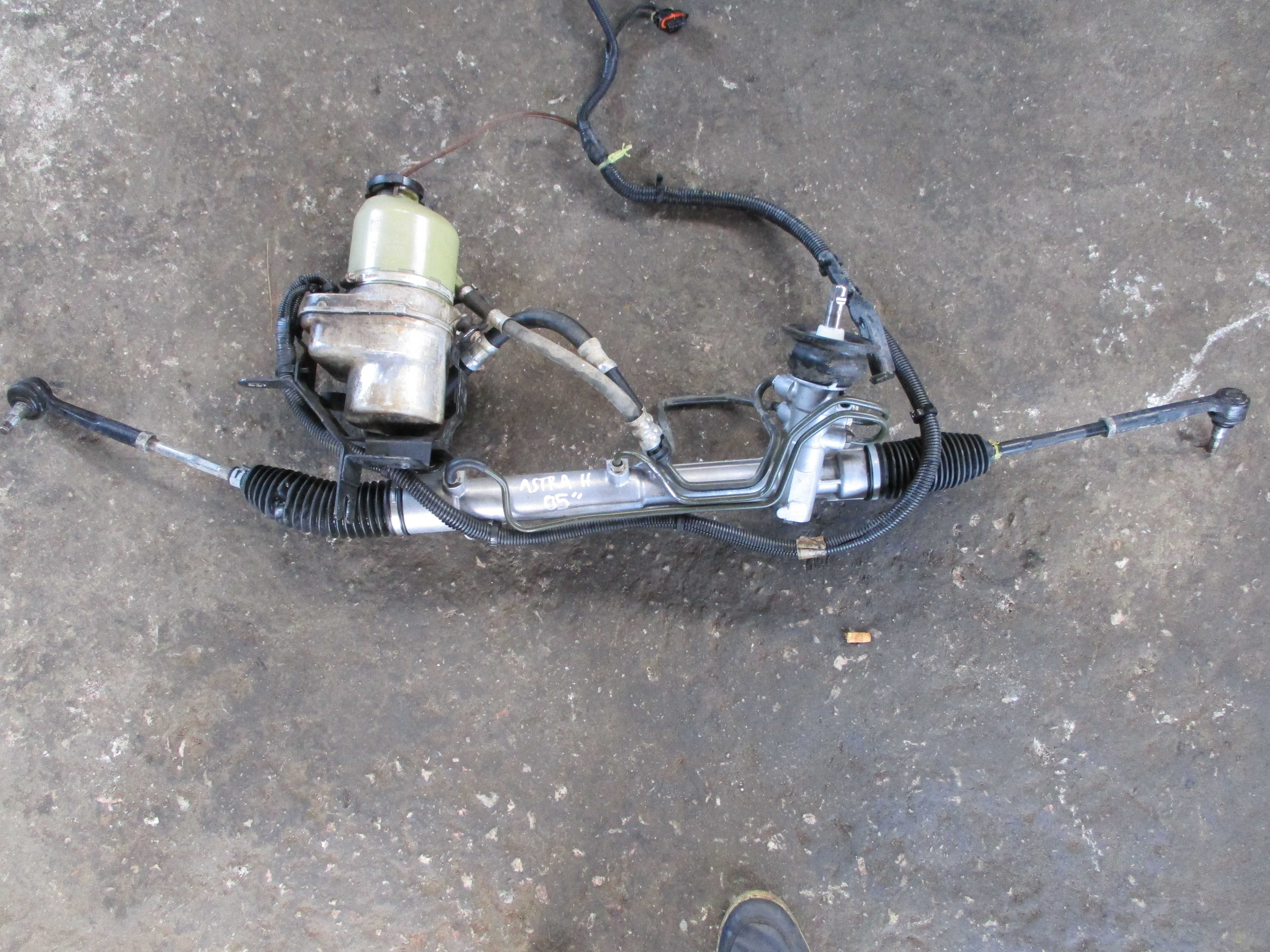 Κρεμαργιέρα Opel Astra H ’05 Προσφορά.