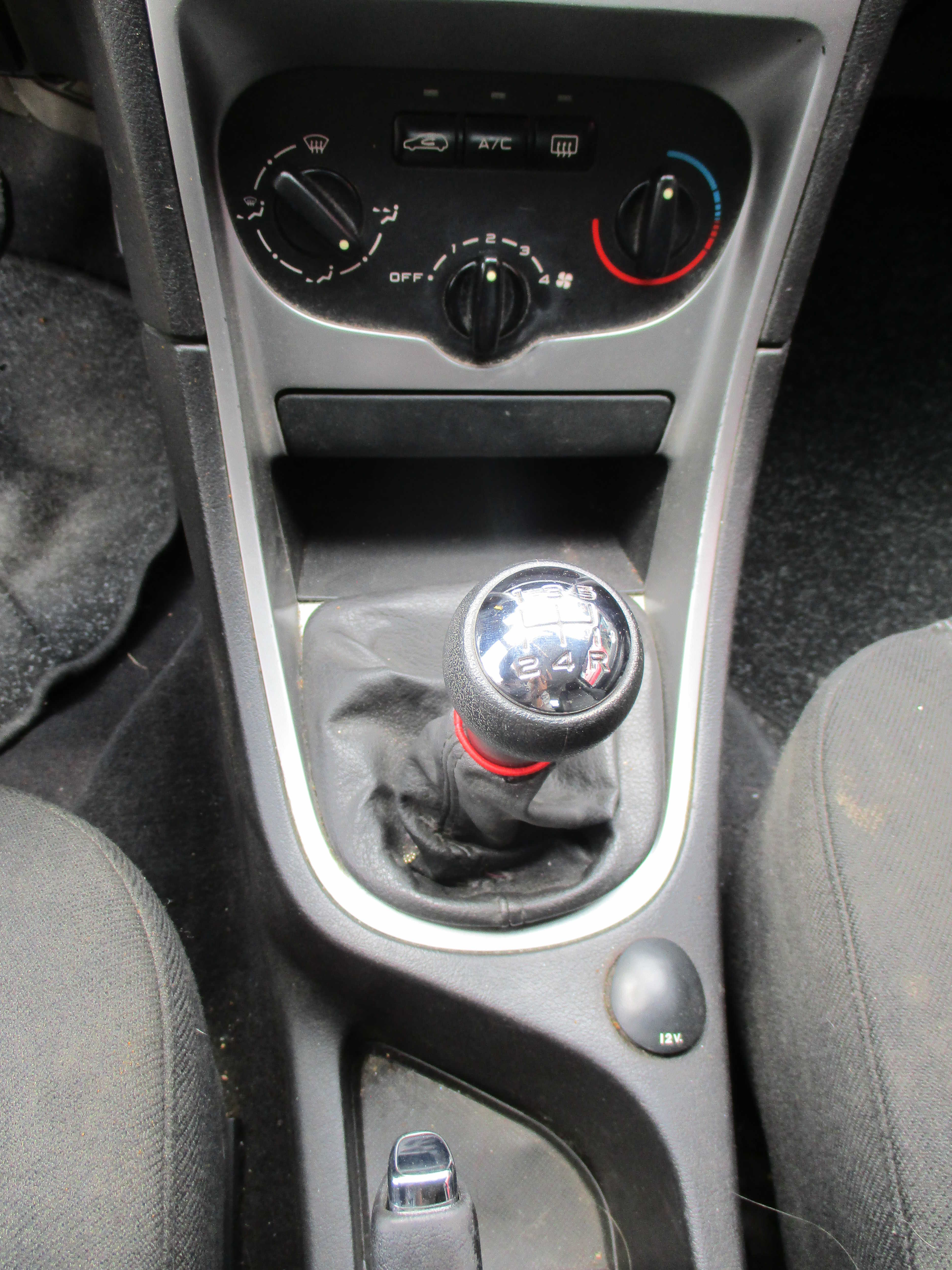 Λεβιές Ταχυτήτων Peugeot 307 ’03 Προσφορά.