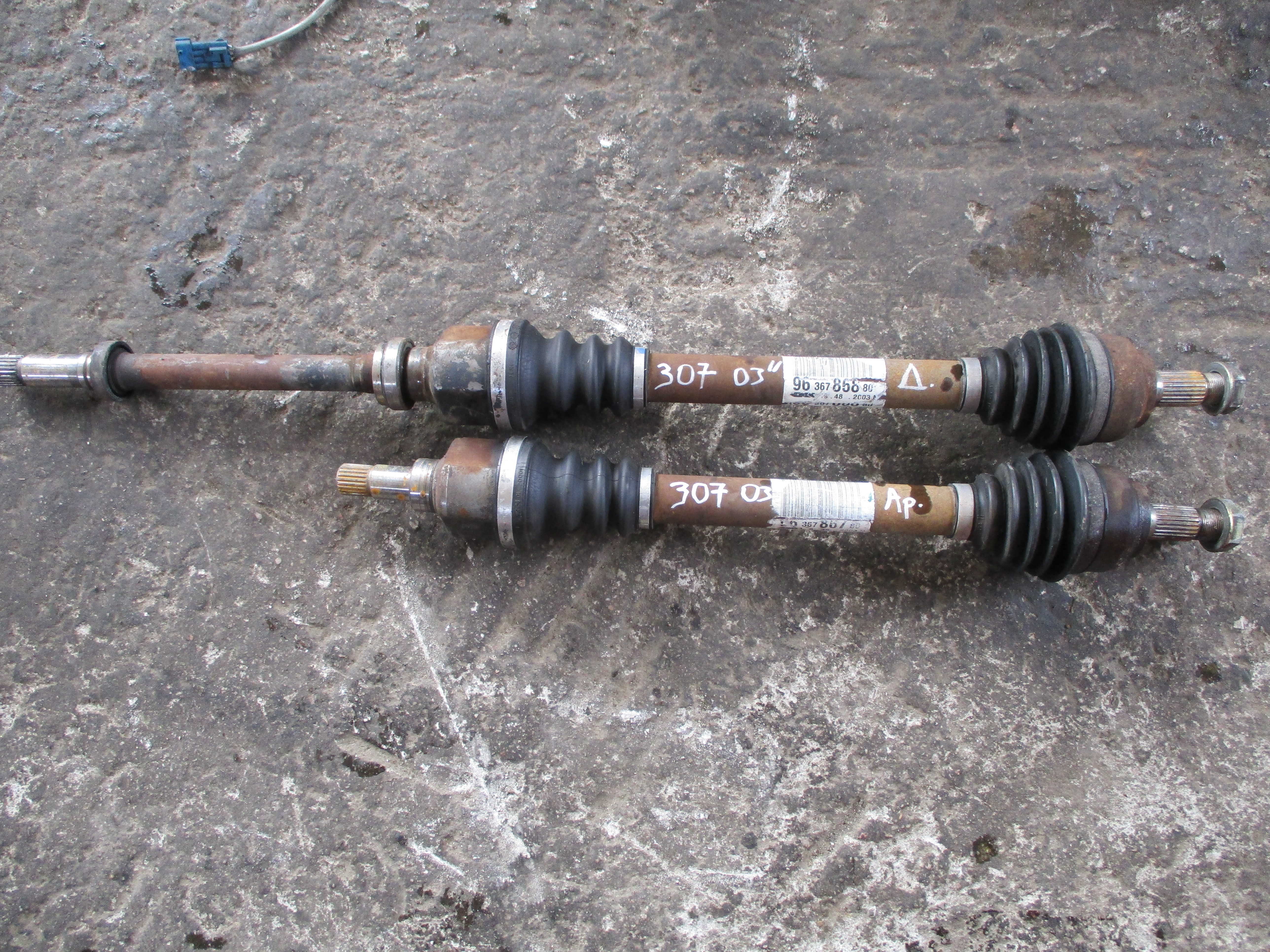 Ημιαξόνιο Αριστερό-Δεξί Peugeot 307 ’03 Προσφορά.