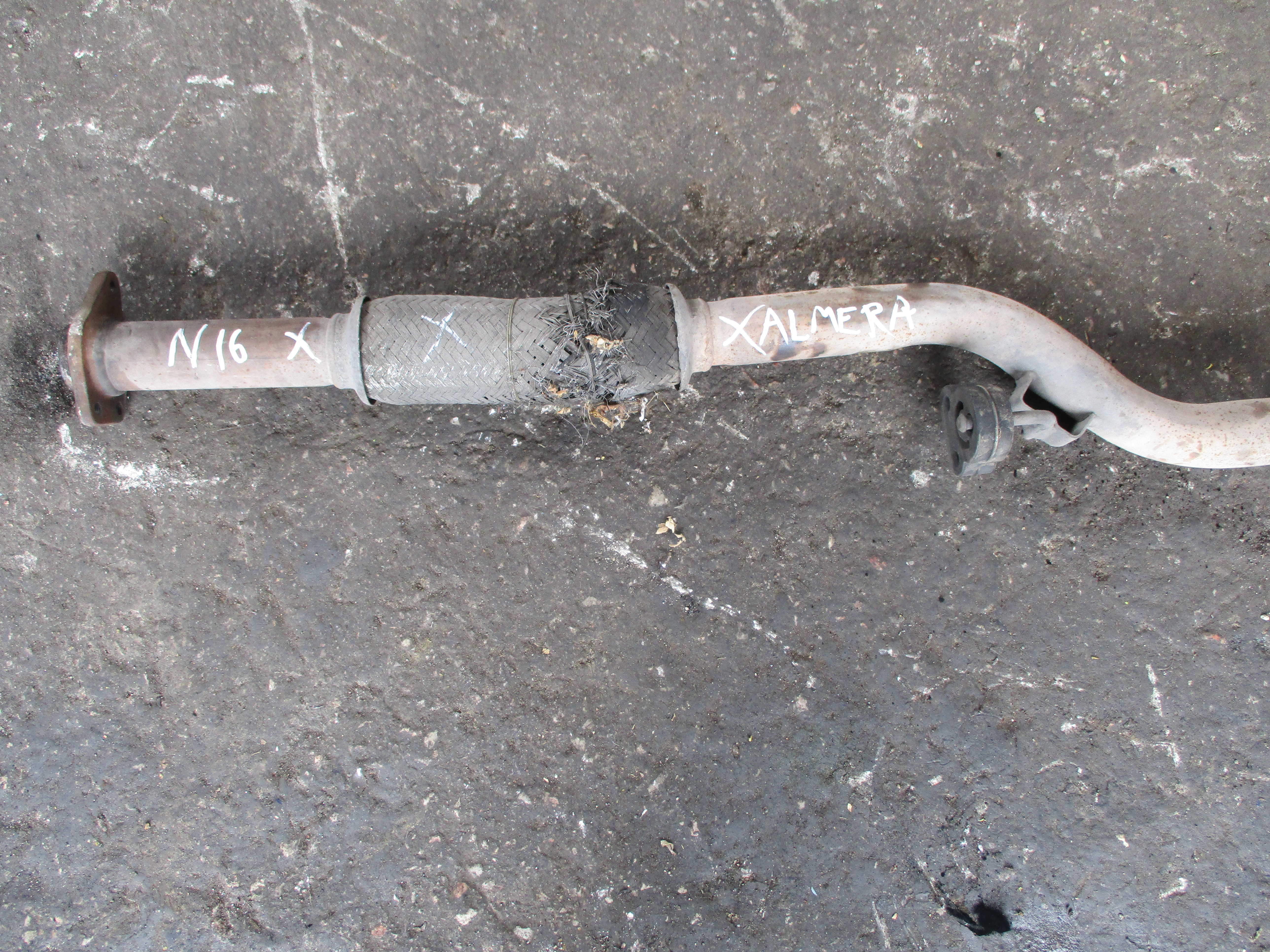 Εξάτμιση σετ Nissan Almera N16 ’04