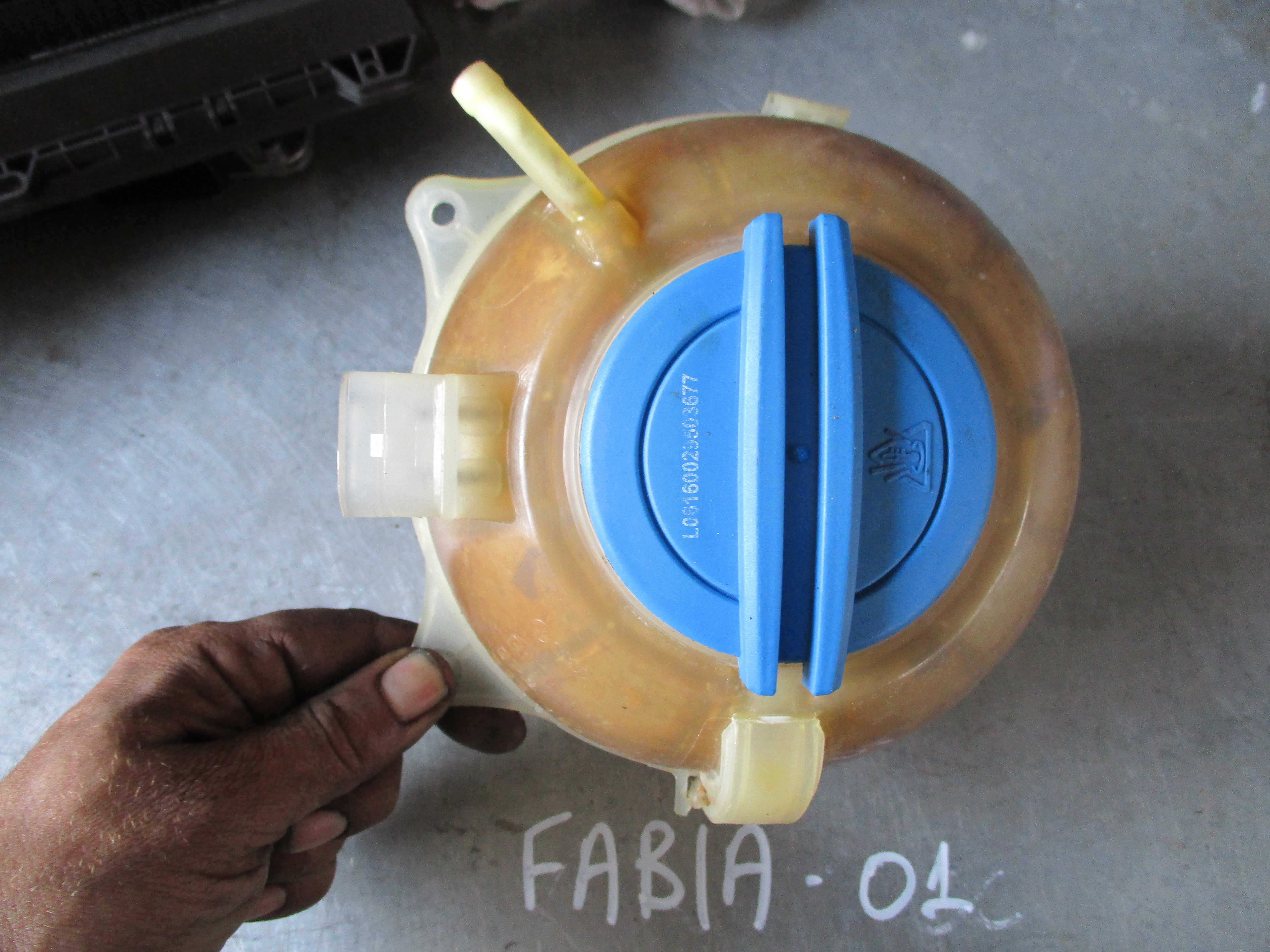 Δοχεία Νερού Υαλοκαθαριστήρων Skoda Fabia ’01