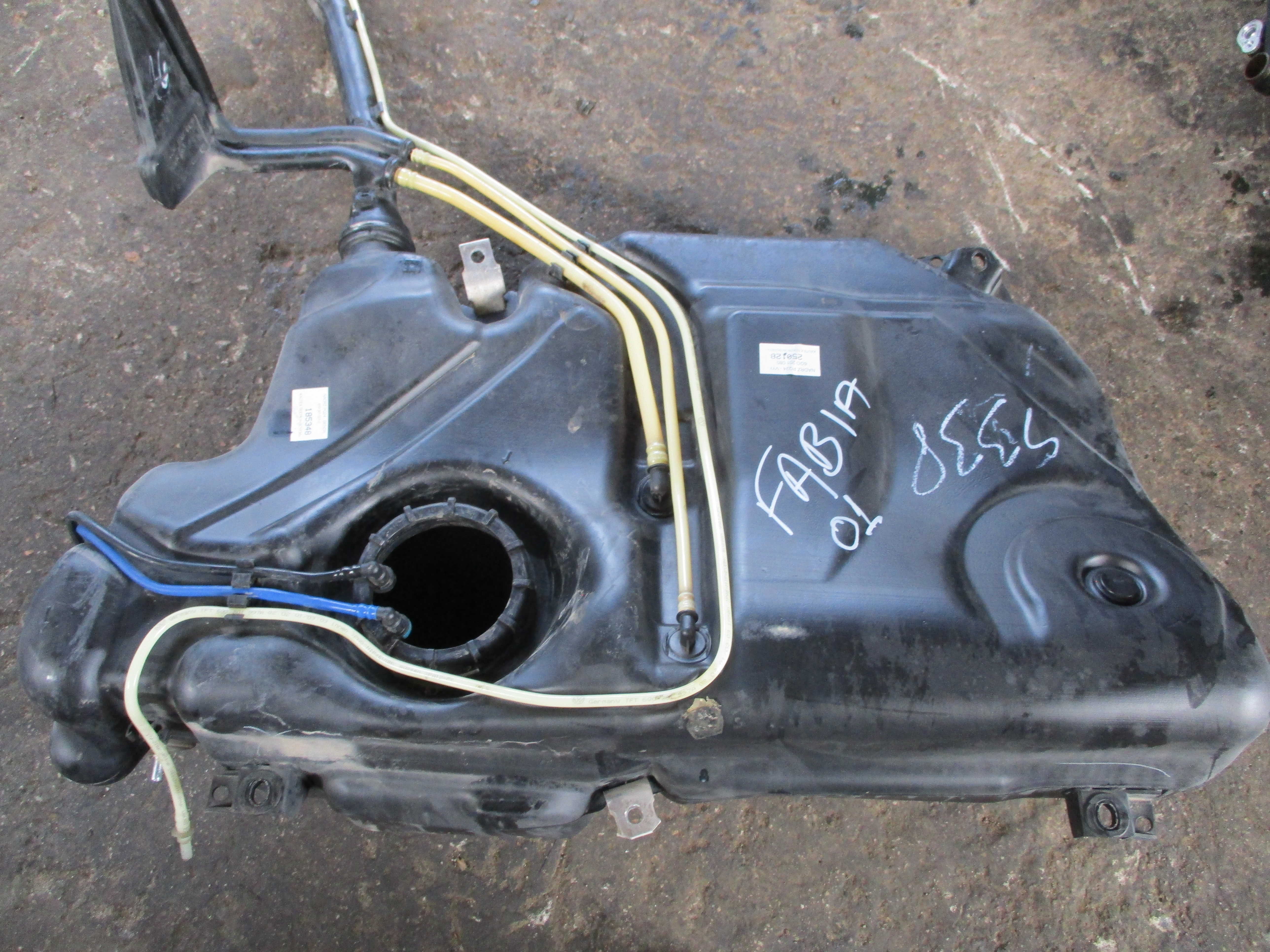 Ρεζερβουάρ Skoda Fabia ’01 Προσφορά!