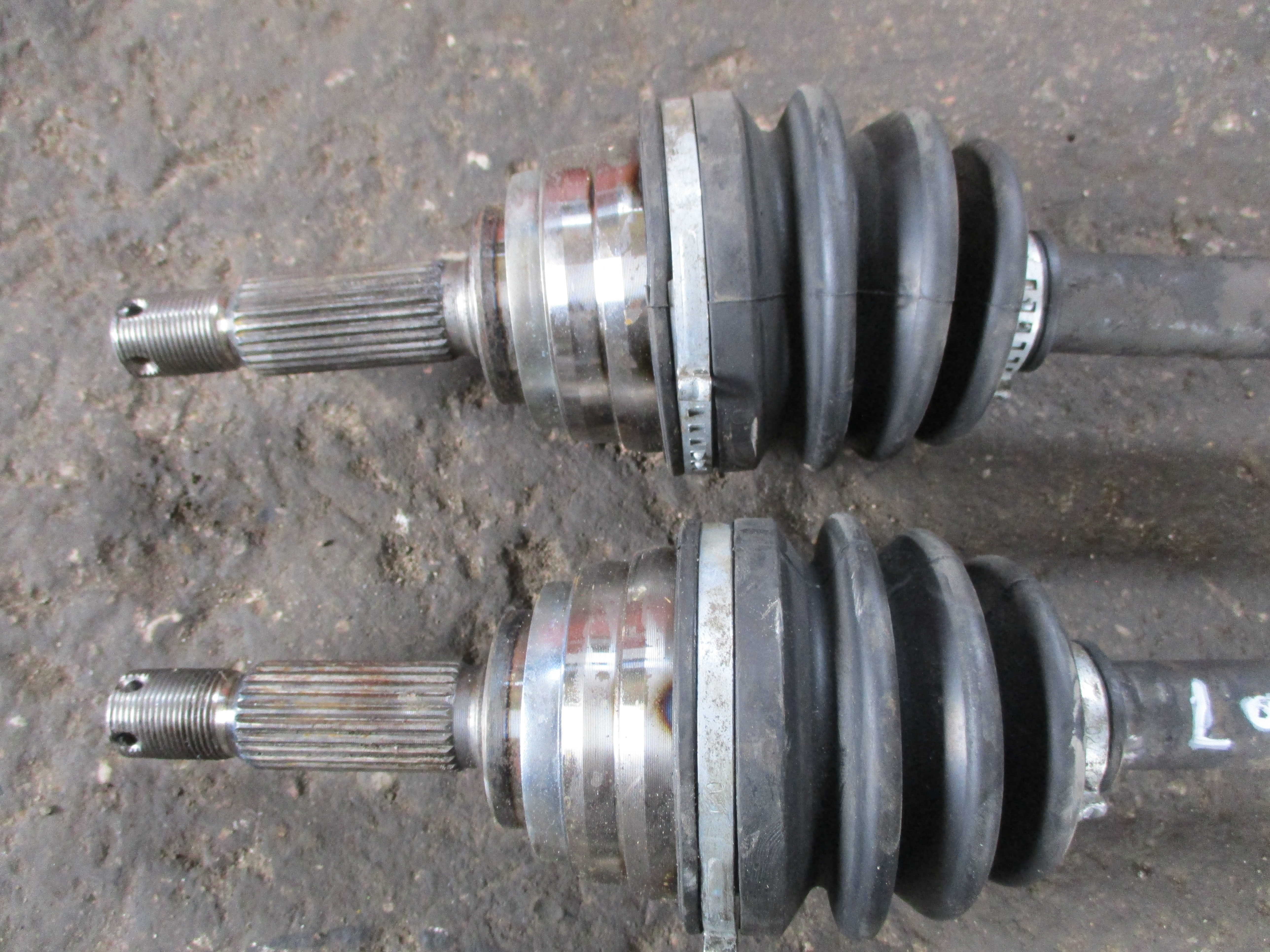 Ημιαξόνιο Αριστερό-Δεξί Hyundai Lantra ’00 Προσφορά.