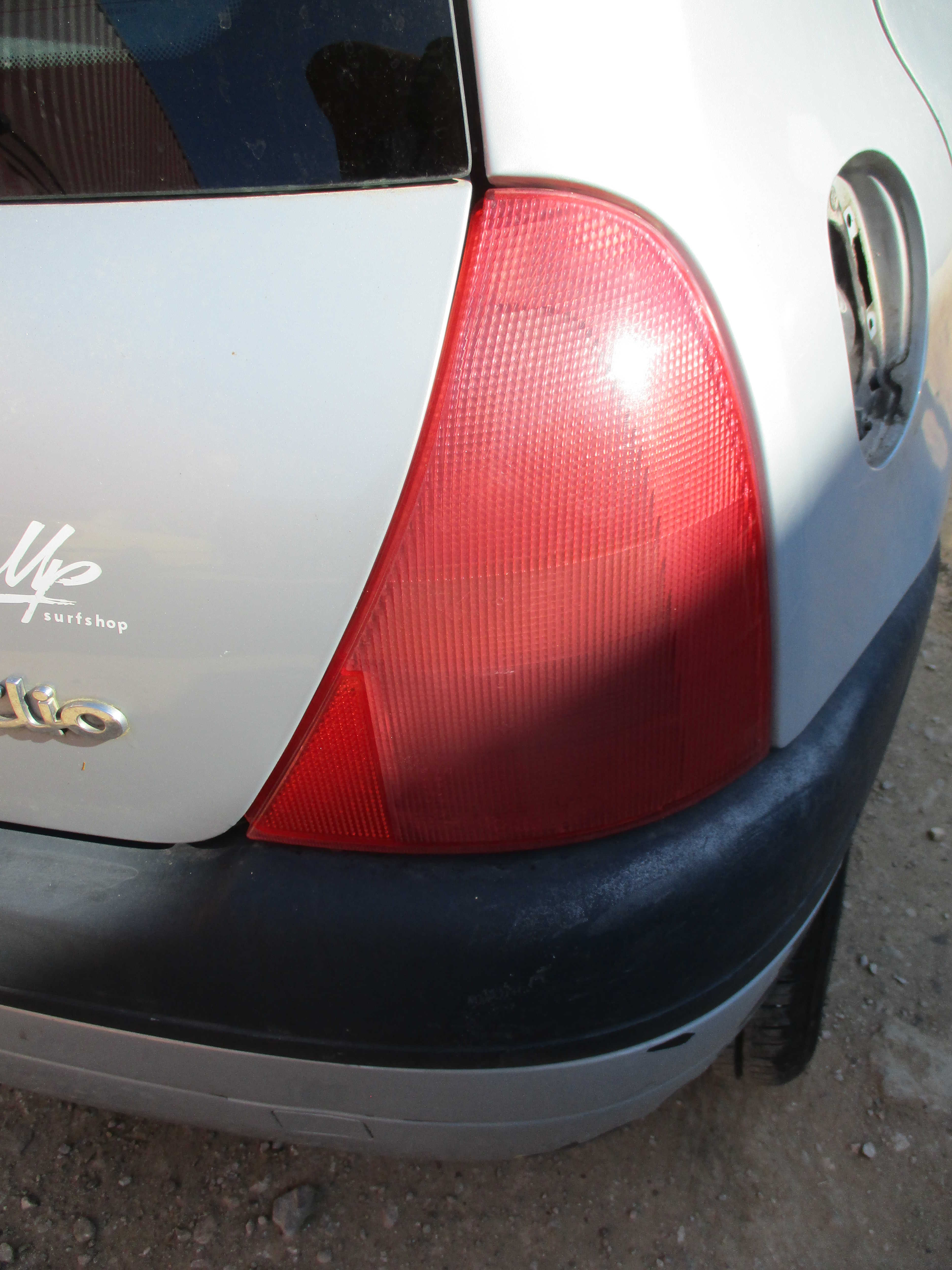 Φανάρια Πίσω Renault Clio ’01 Προσφορά.