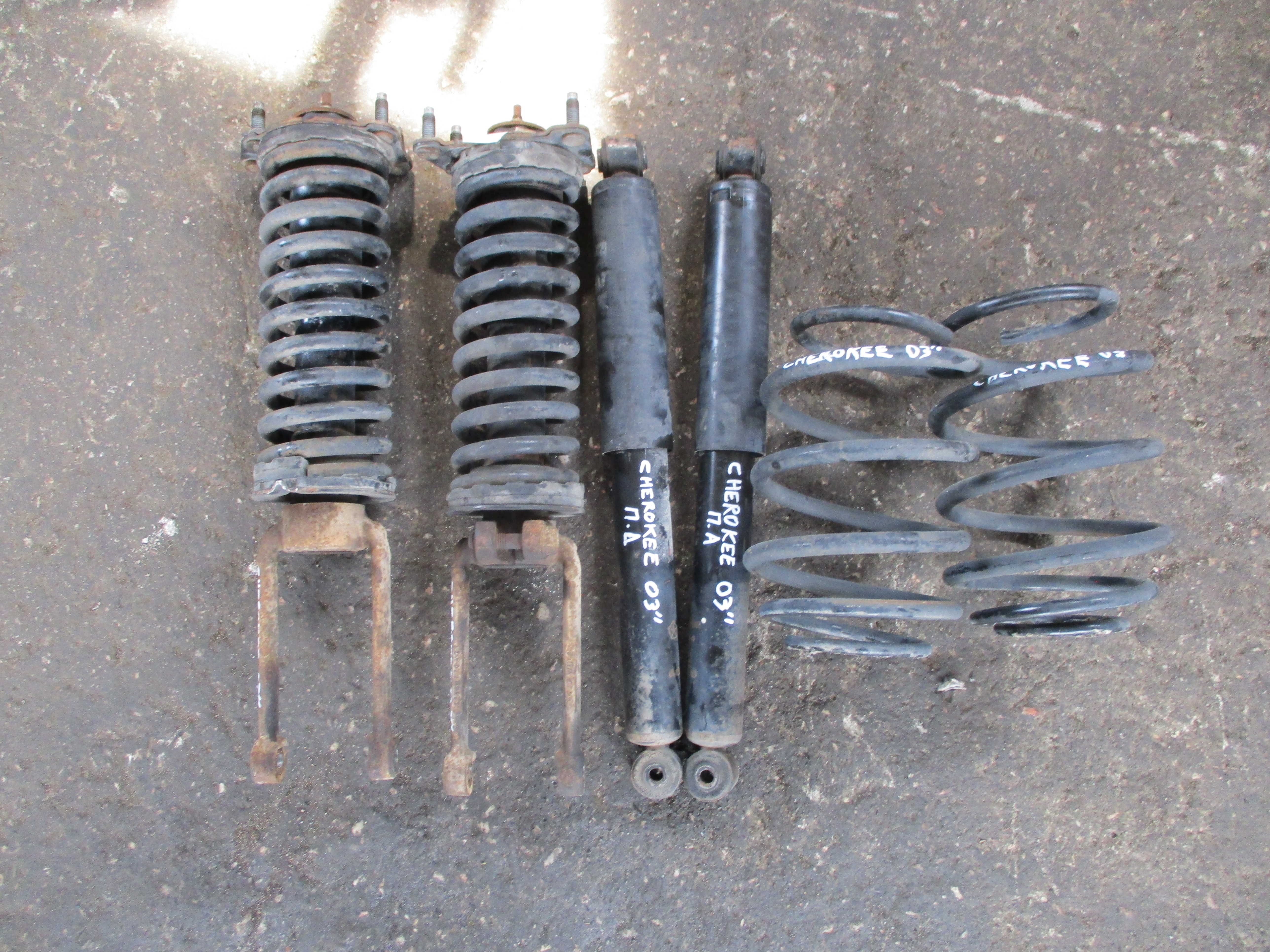 Αμορτισέρ Jeep Cherokee KJ ’03 Προσφορά.