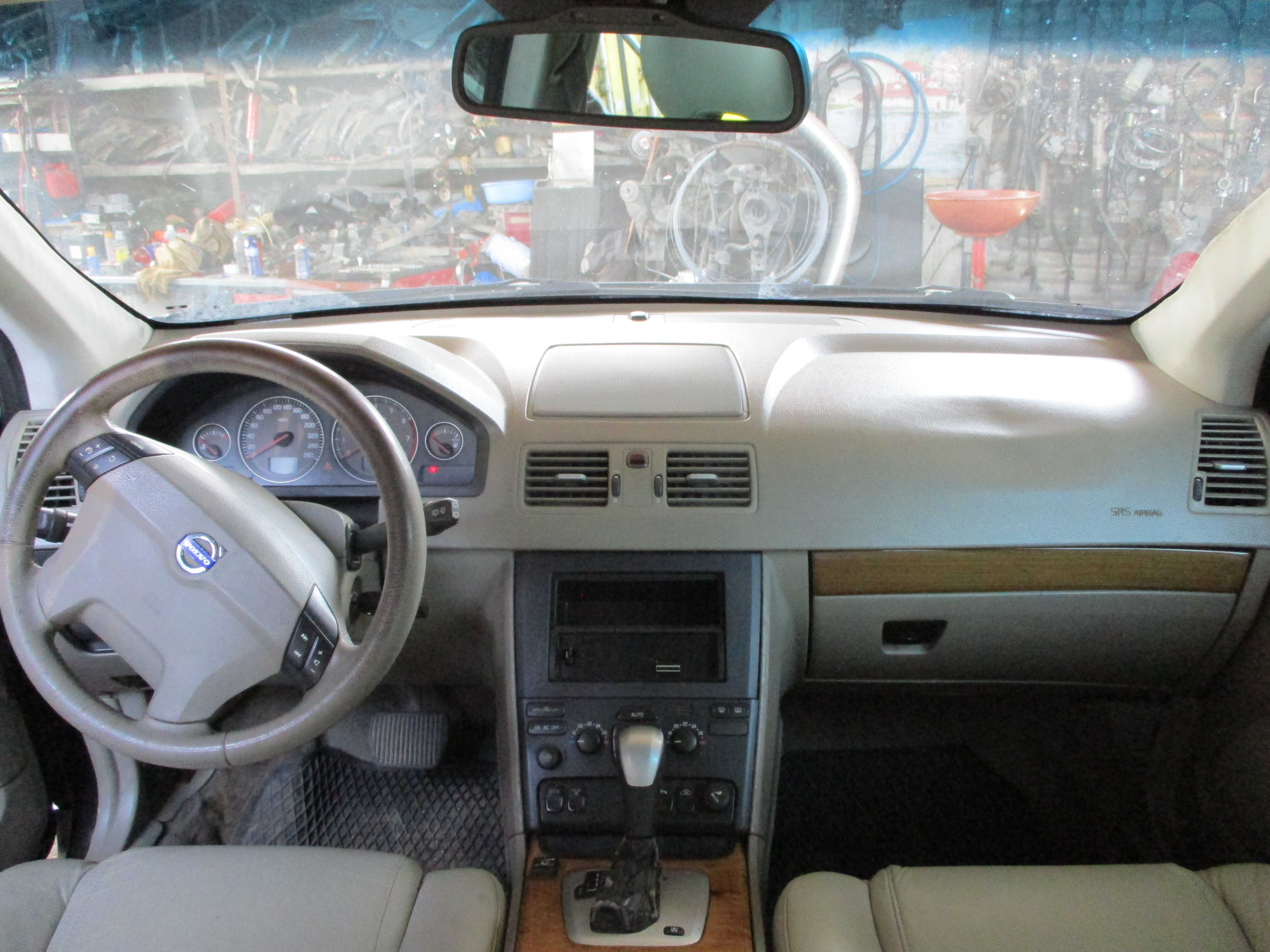 Ταμπλό Volvo XC90 ’04.