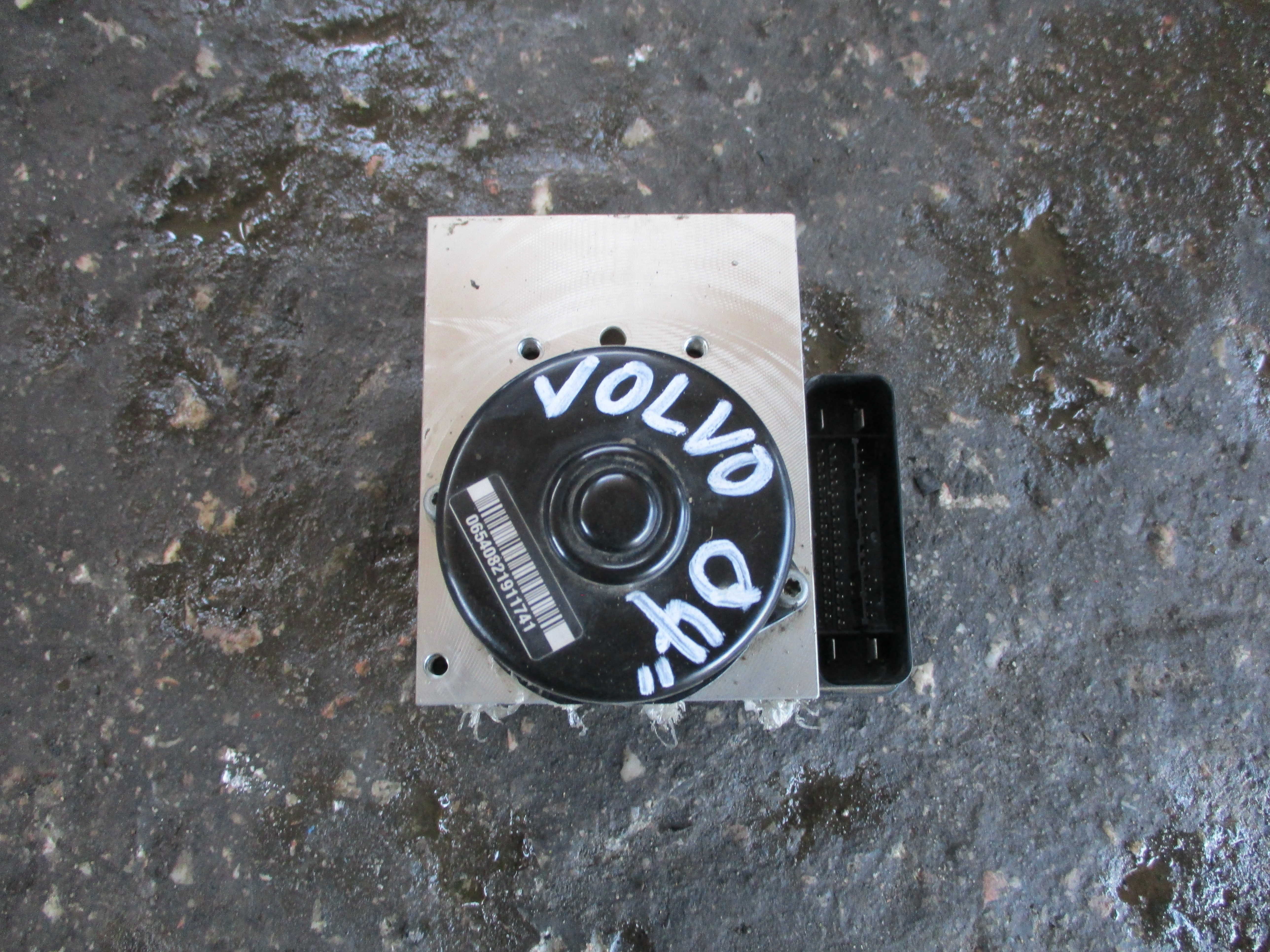 Μονάδα ABS ( P08671225 , 5WK84002 ) Volvo XC90 ’04 Προσφορά.