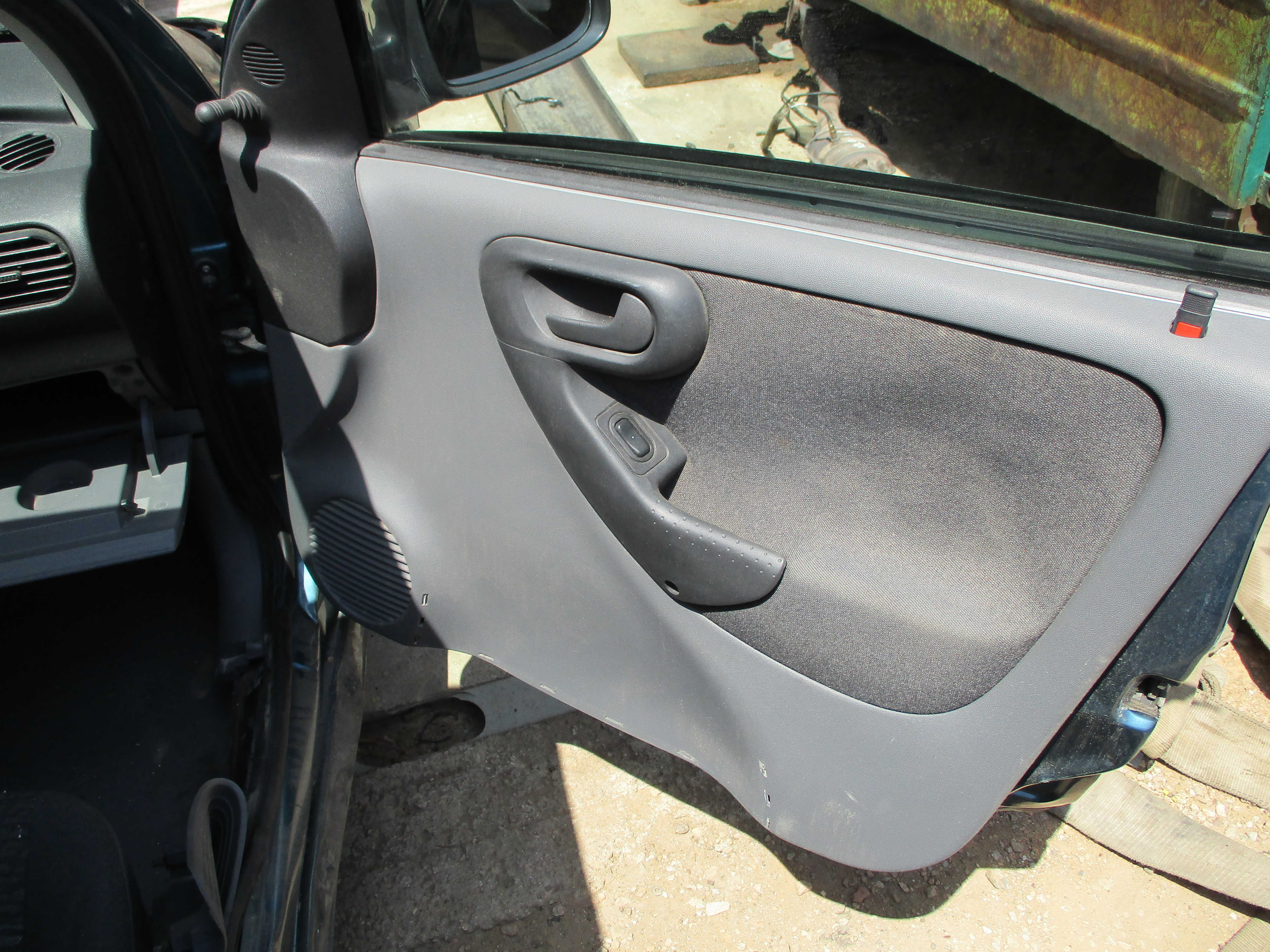 Γρύλοι Παραθύρων Ηλεκτρικοί Opel Corsa C ’03 Προσφορά.