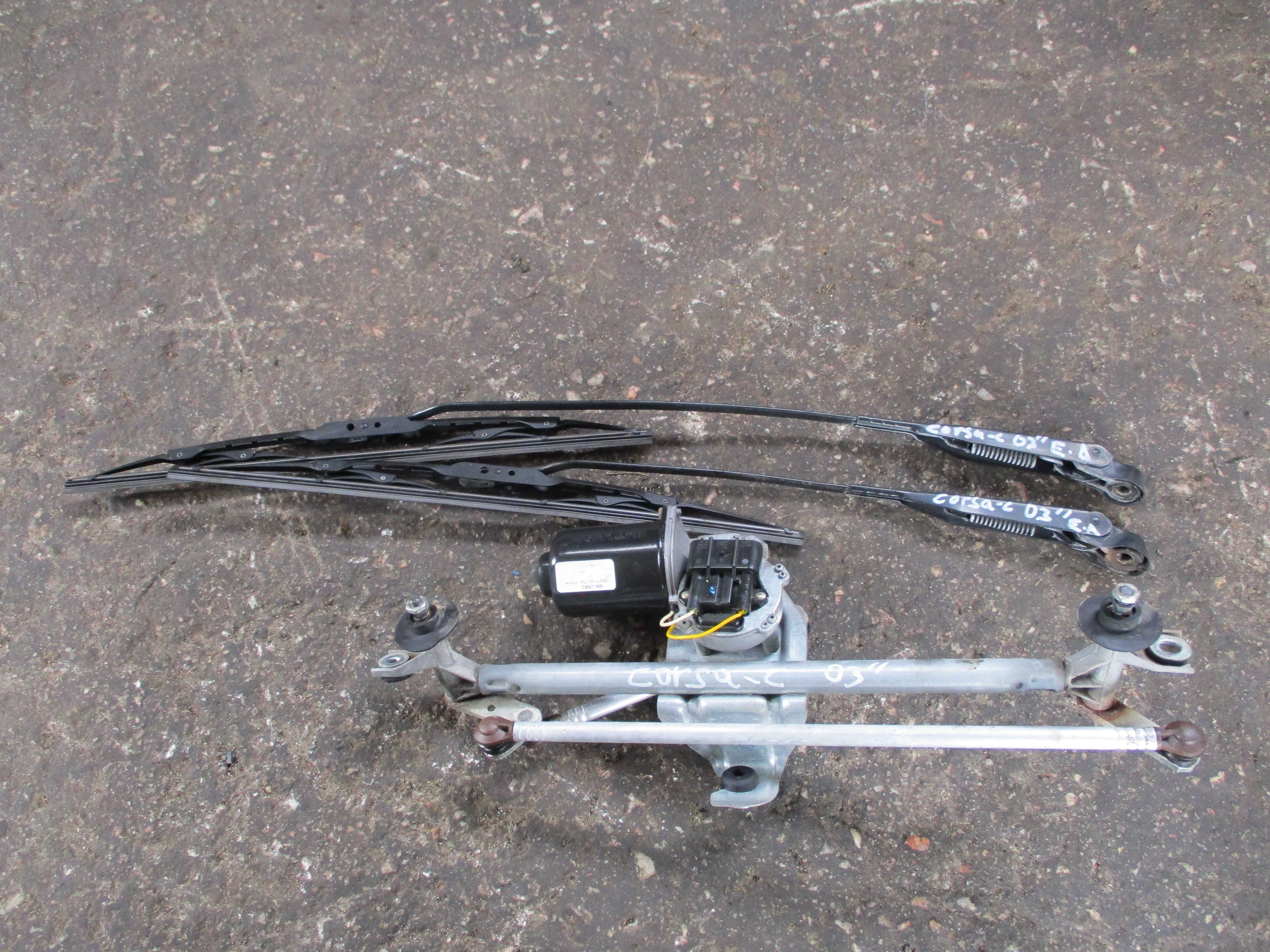 Υαλοκαθαριστήρες Opel Corsa C ’03.