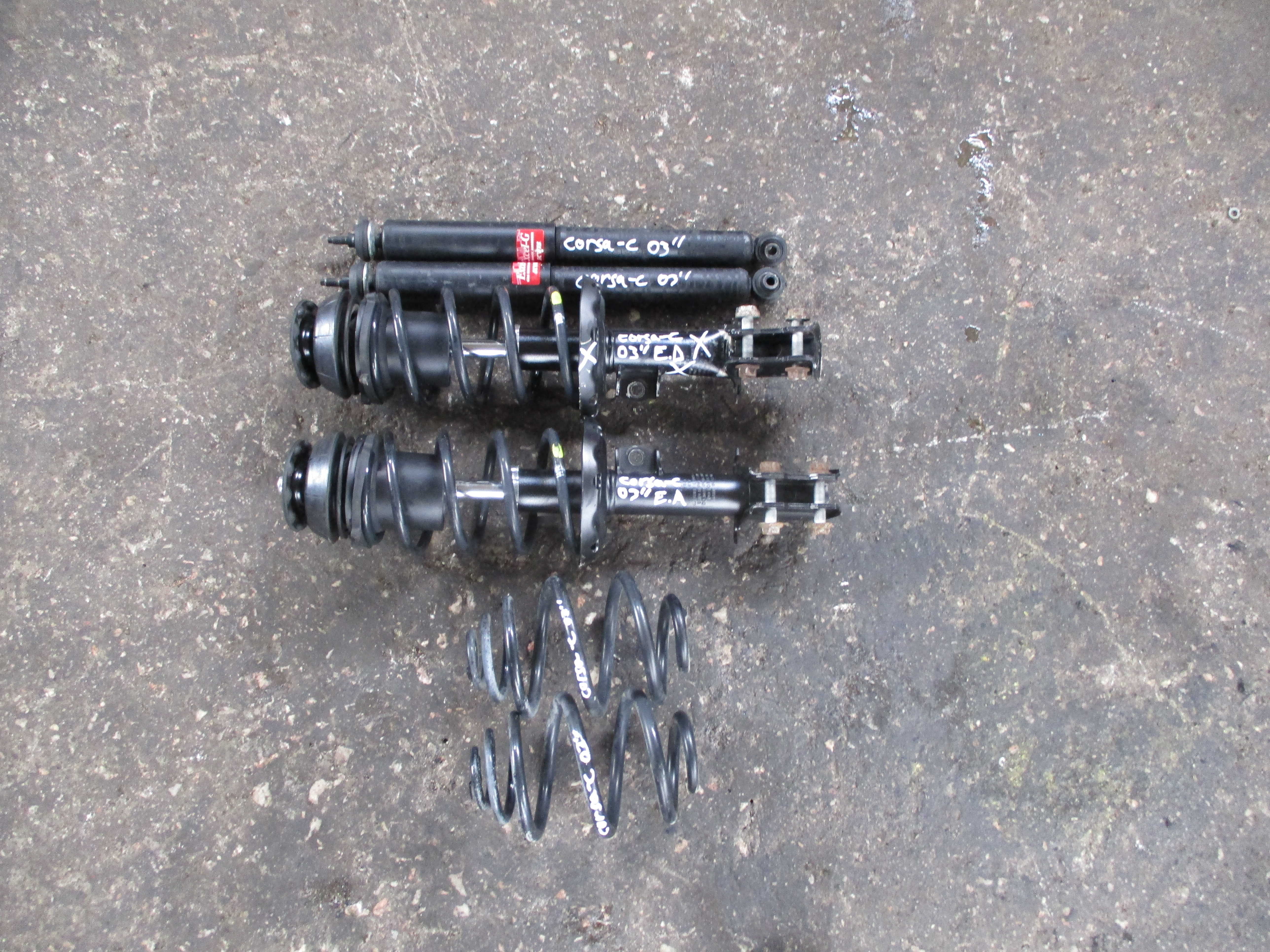 Αμορτισέρ – Ελατήρια Opel Corsa C ’03.