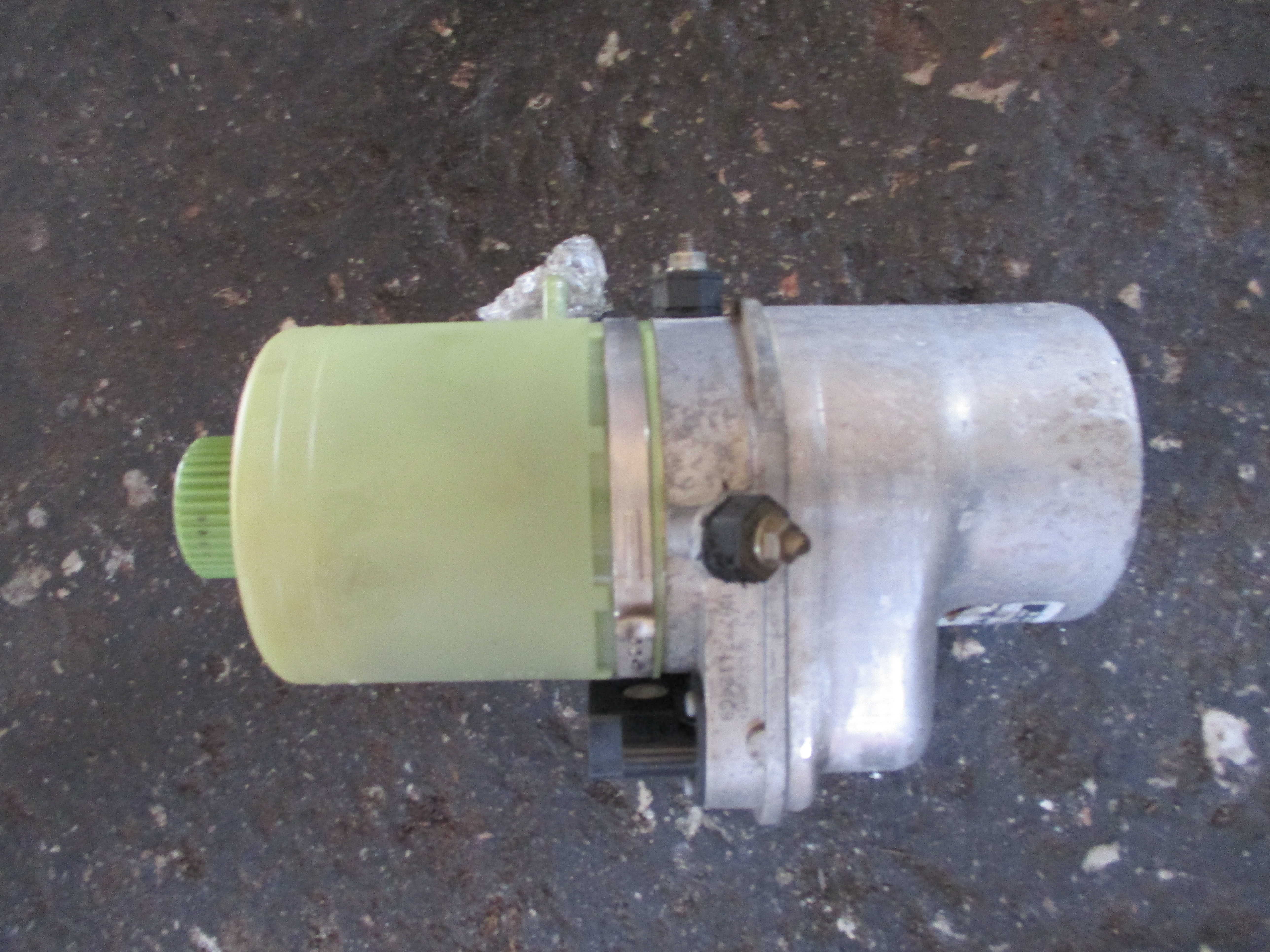 Αντλία Υδραυλικού Τιμονιού Seat Ibiza ’05.