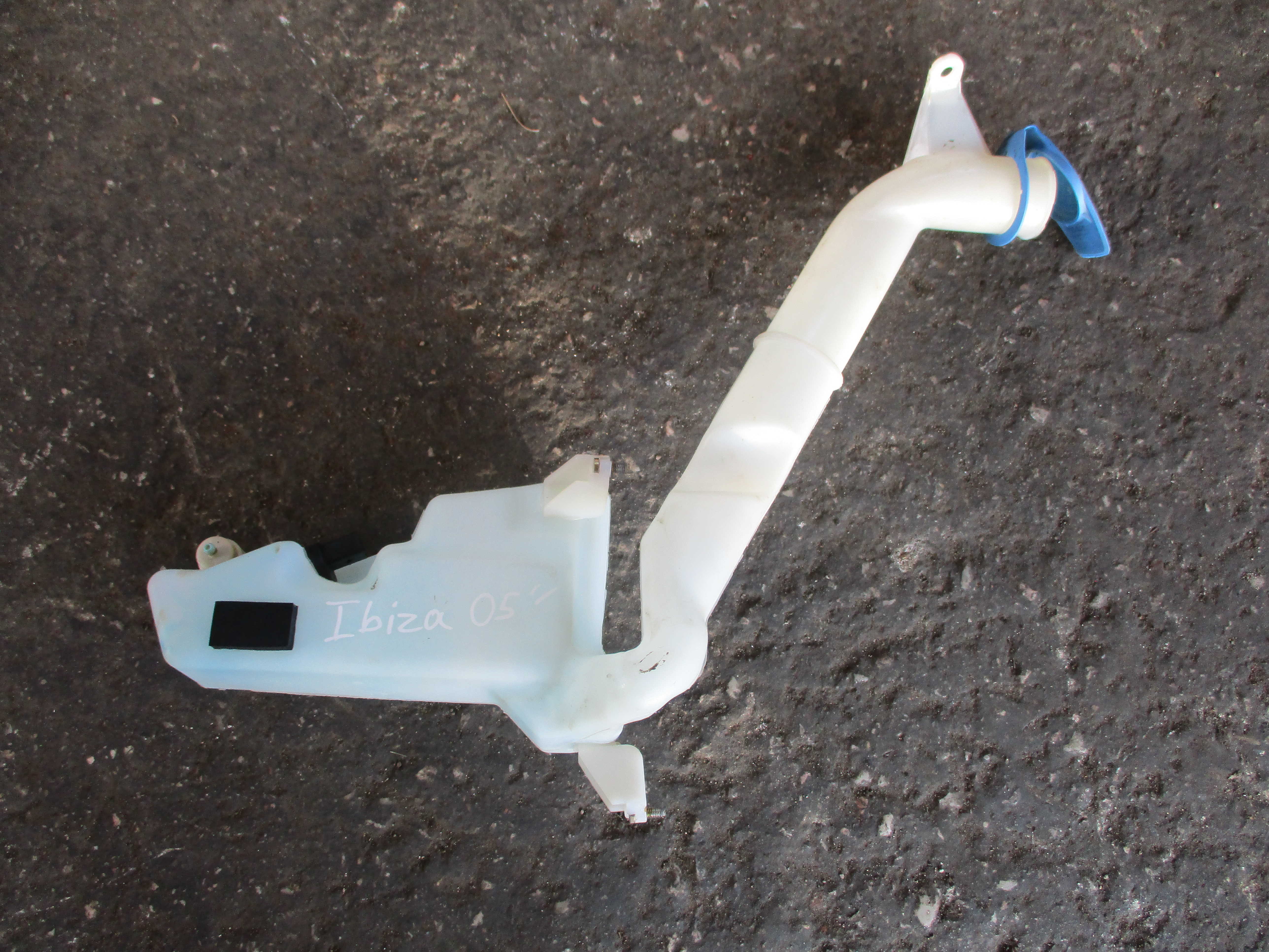 Δοχείο Νερού Υαλοκαθαριστήρα Seat Ibiza ’05 Προσφορά.