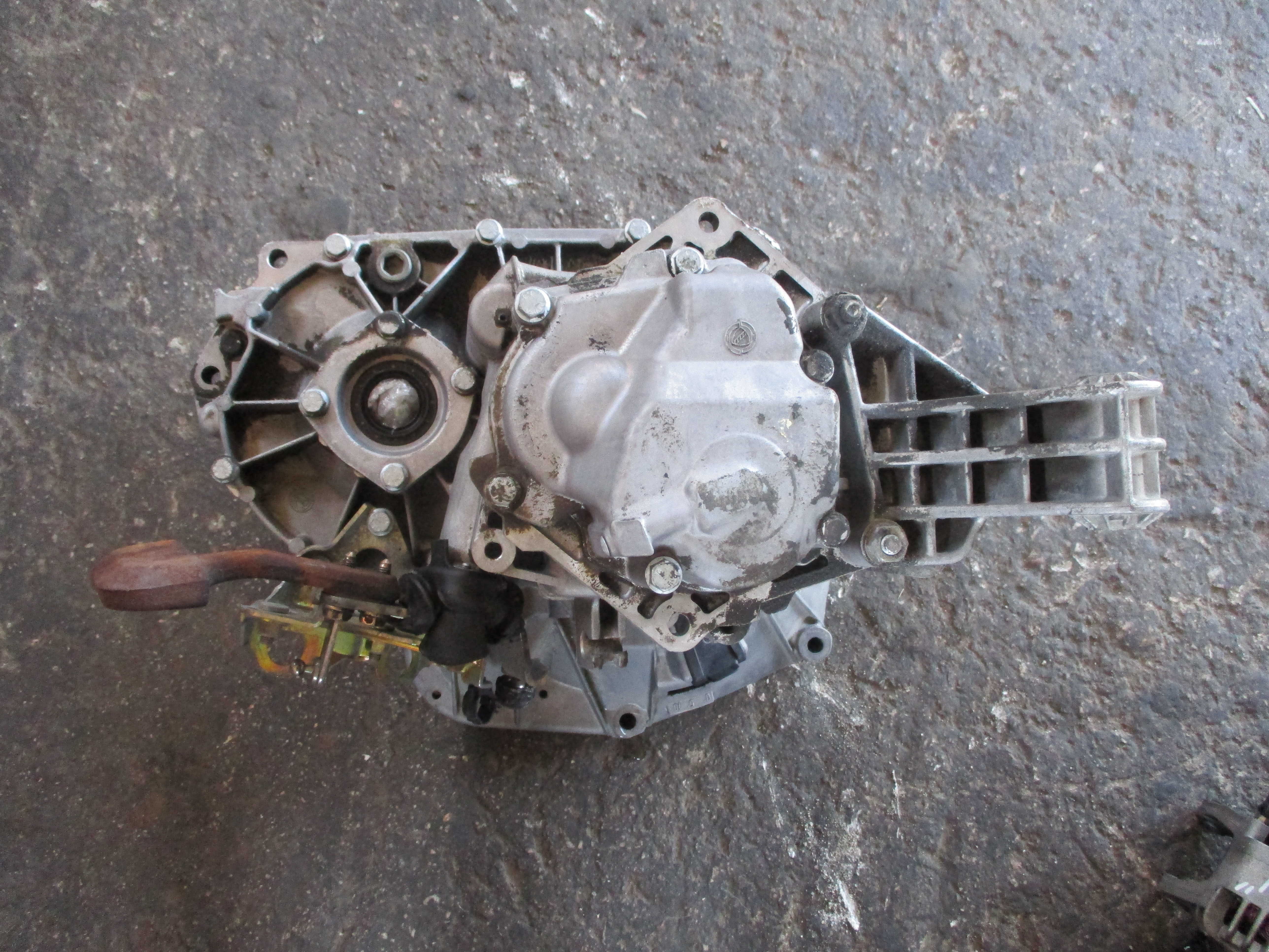 Χειροκίνητο Σασμάν Alfa Romeo 156 ’01 Προσφορά.