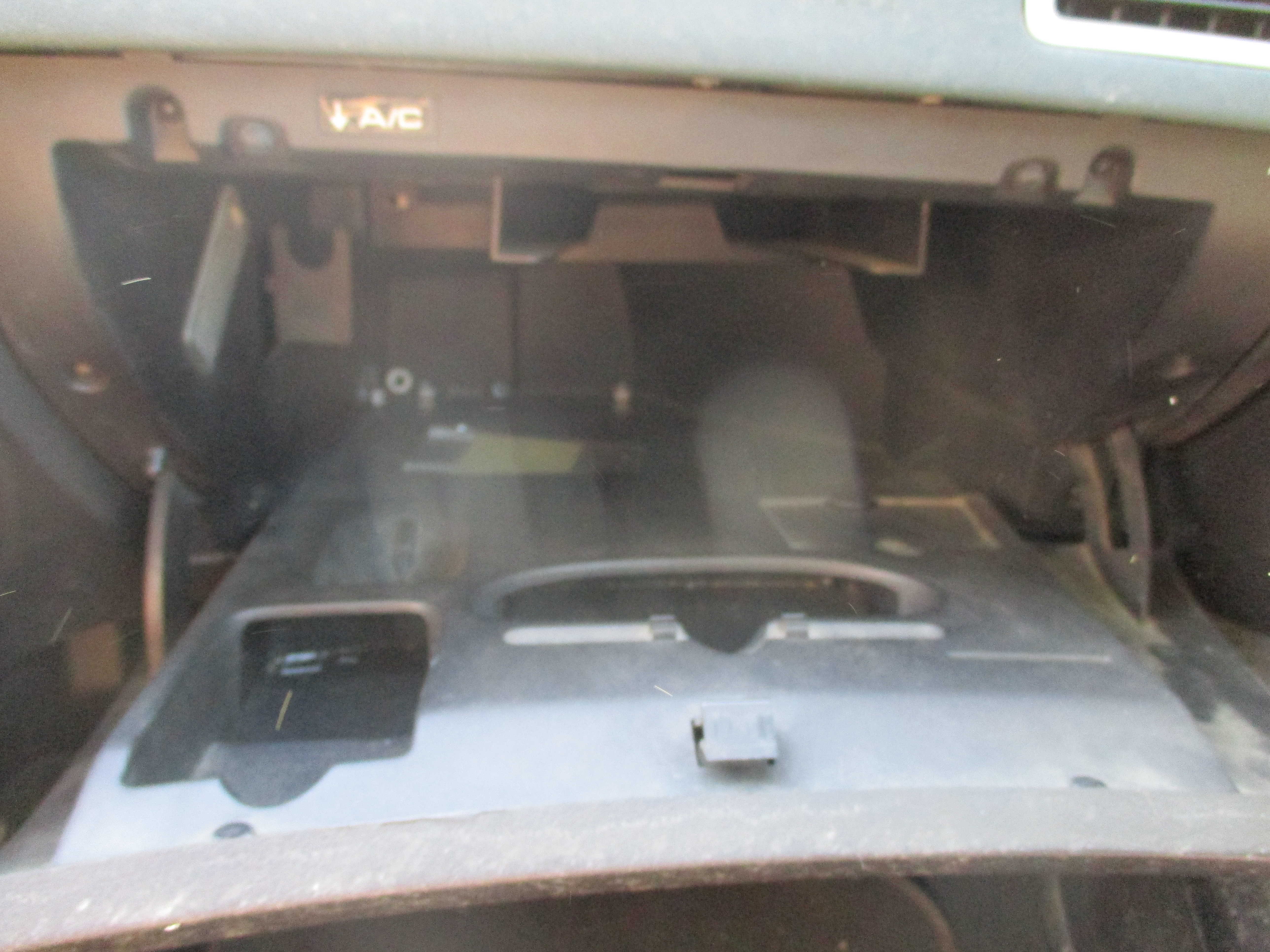 Χειριστήρια Κλιματισμού-Καλοριφέρ Peugeot 307 ’01 Προσφορά.