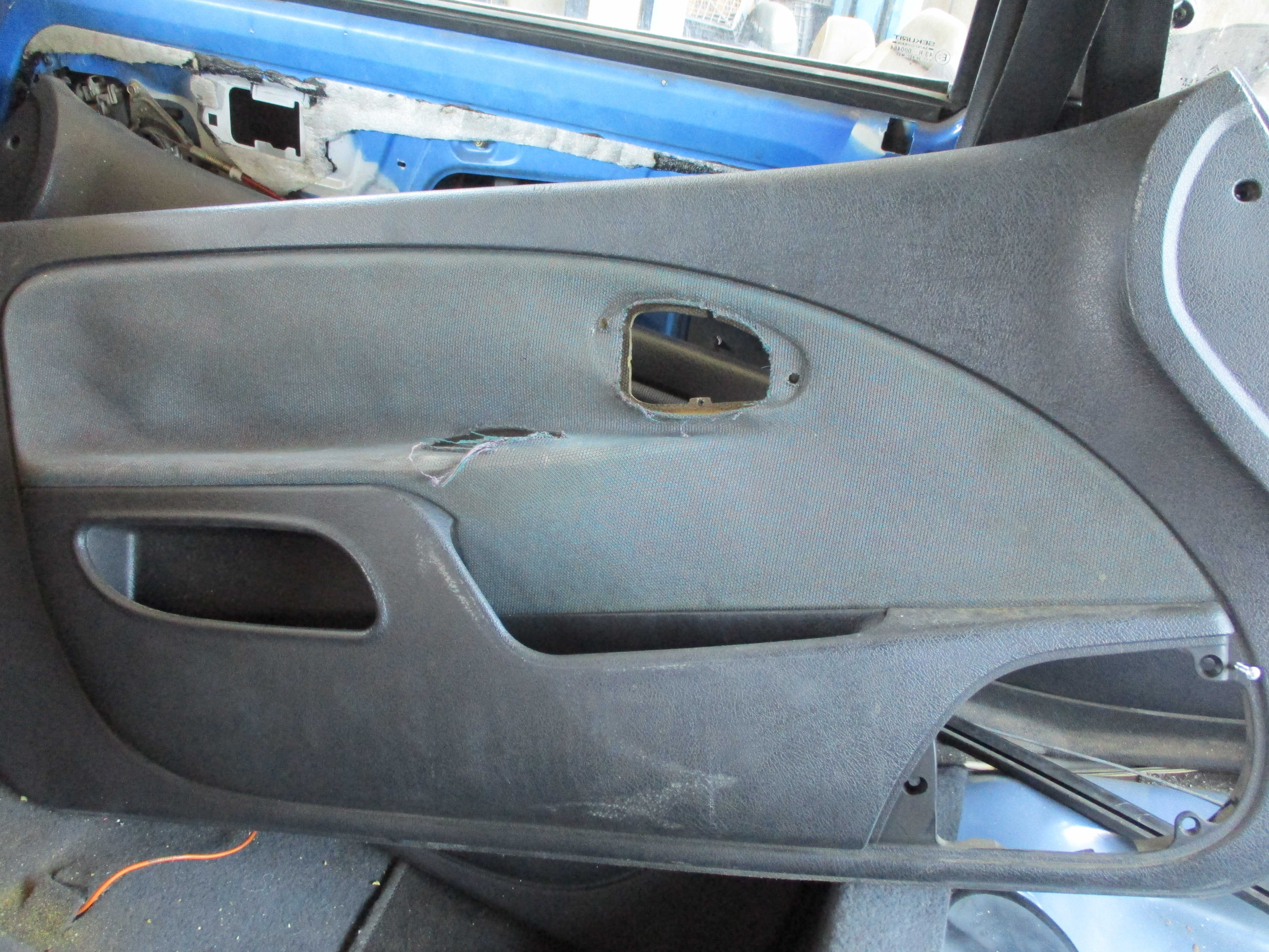 Γρύλοι Citroen Saxo ’99.