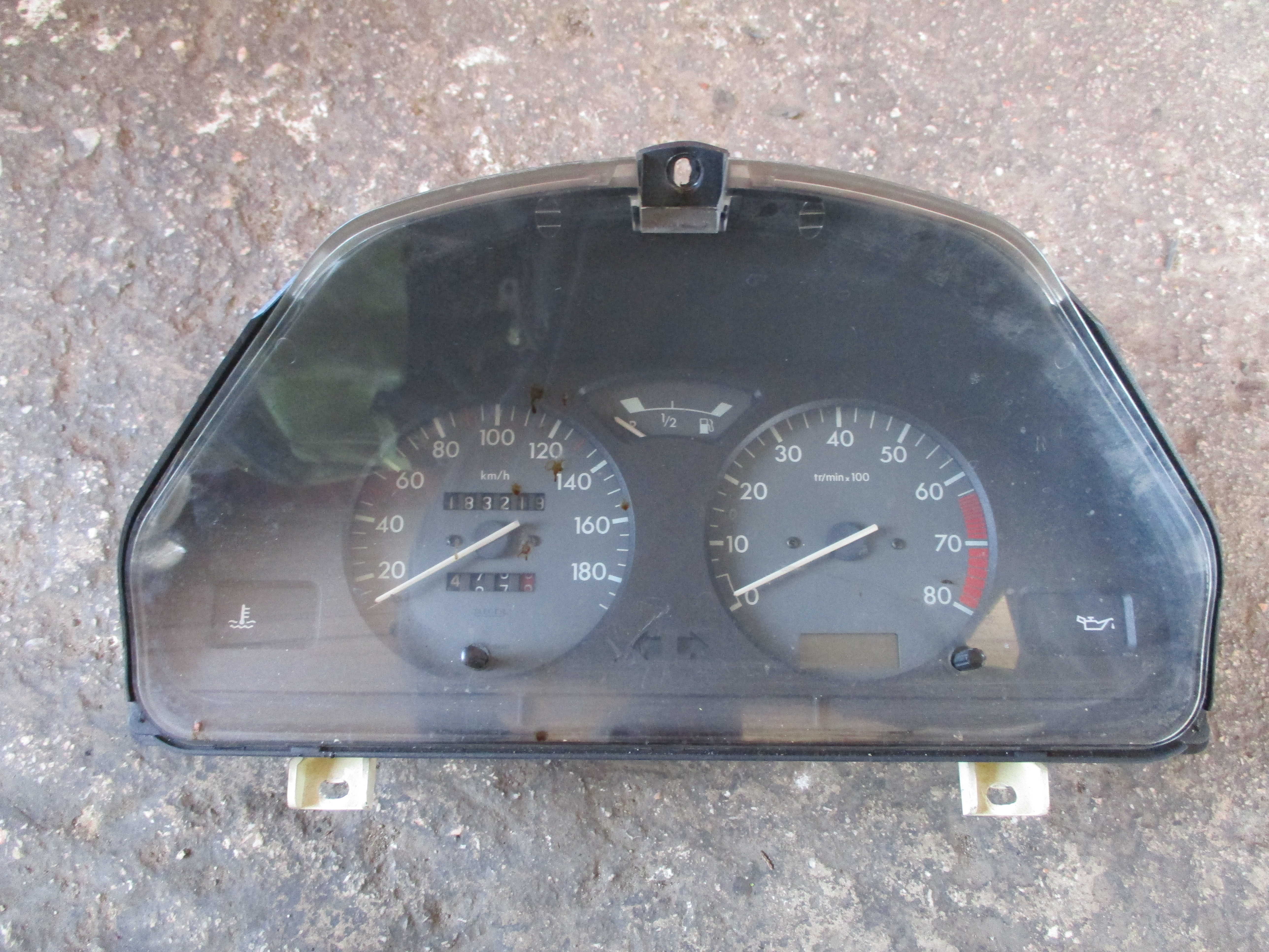 Κοντέρ Citroen Saxo ’99 Προσφορά.