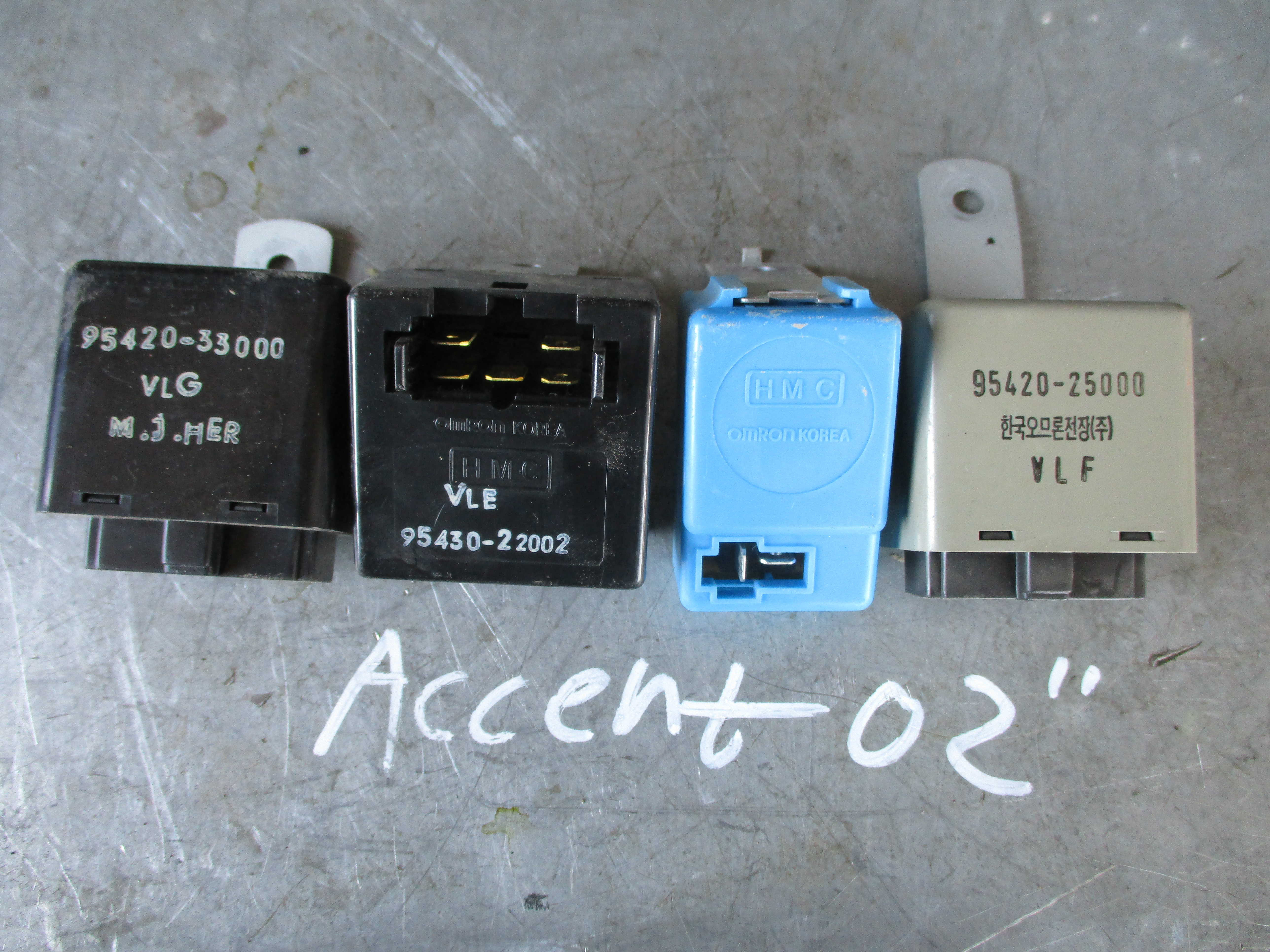 Ασφάλειες (9542033000,9543022002,9543025000) Hyundai Accent ’03