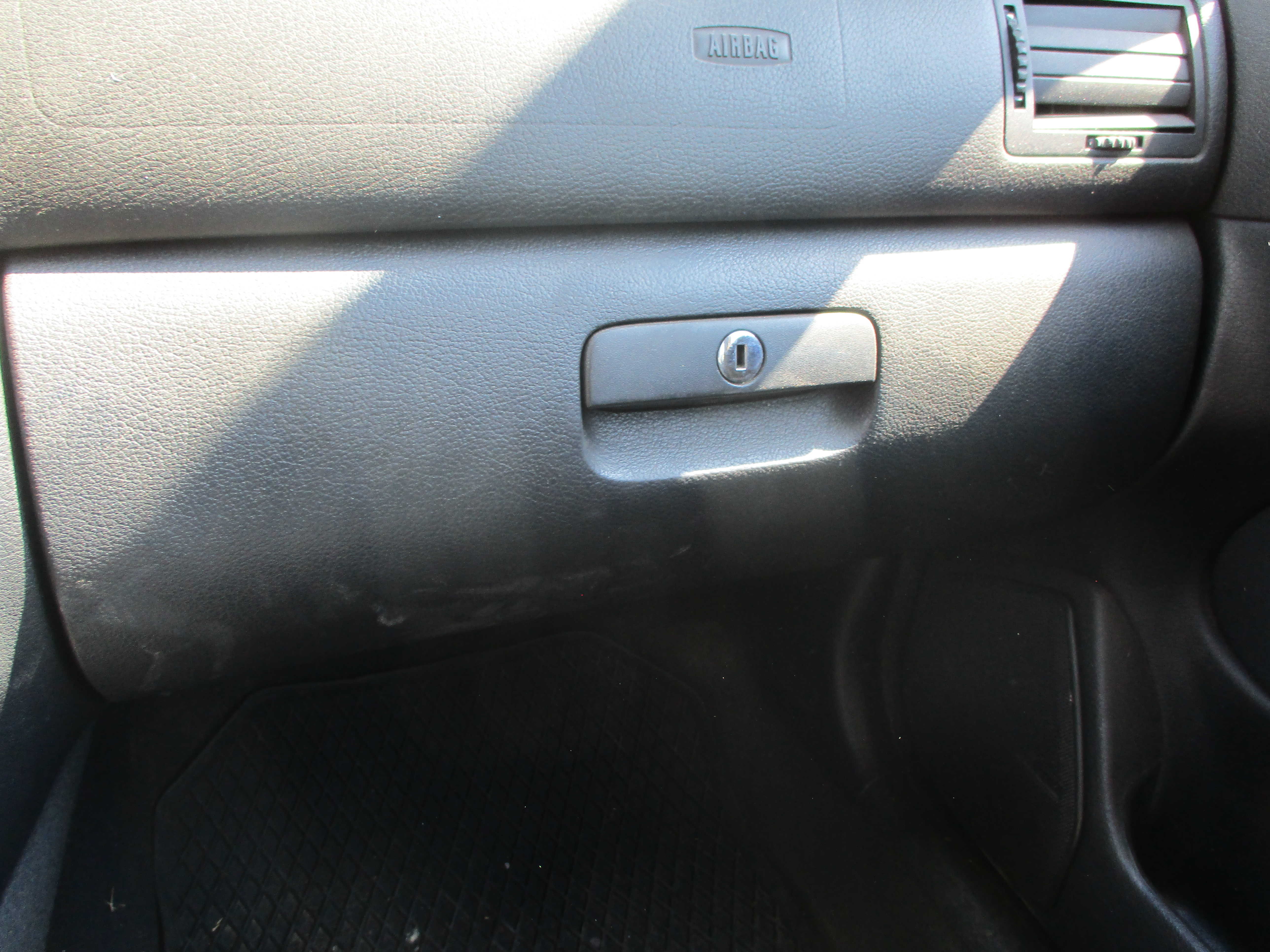 Χειριστήρια Κλιματισμού-Καλοριφέρ Skoda Octavia ’04 Προσφορά.