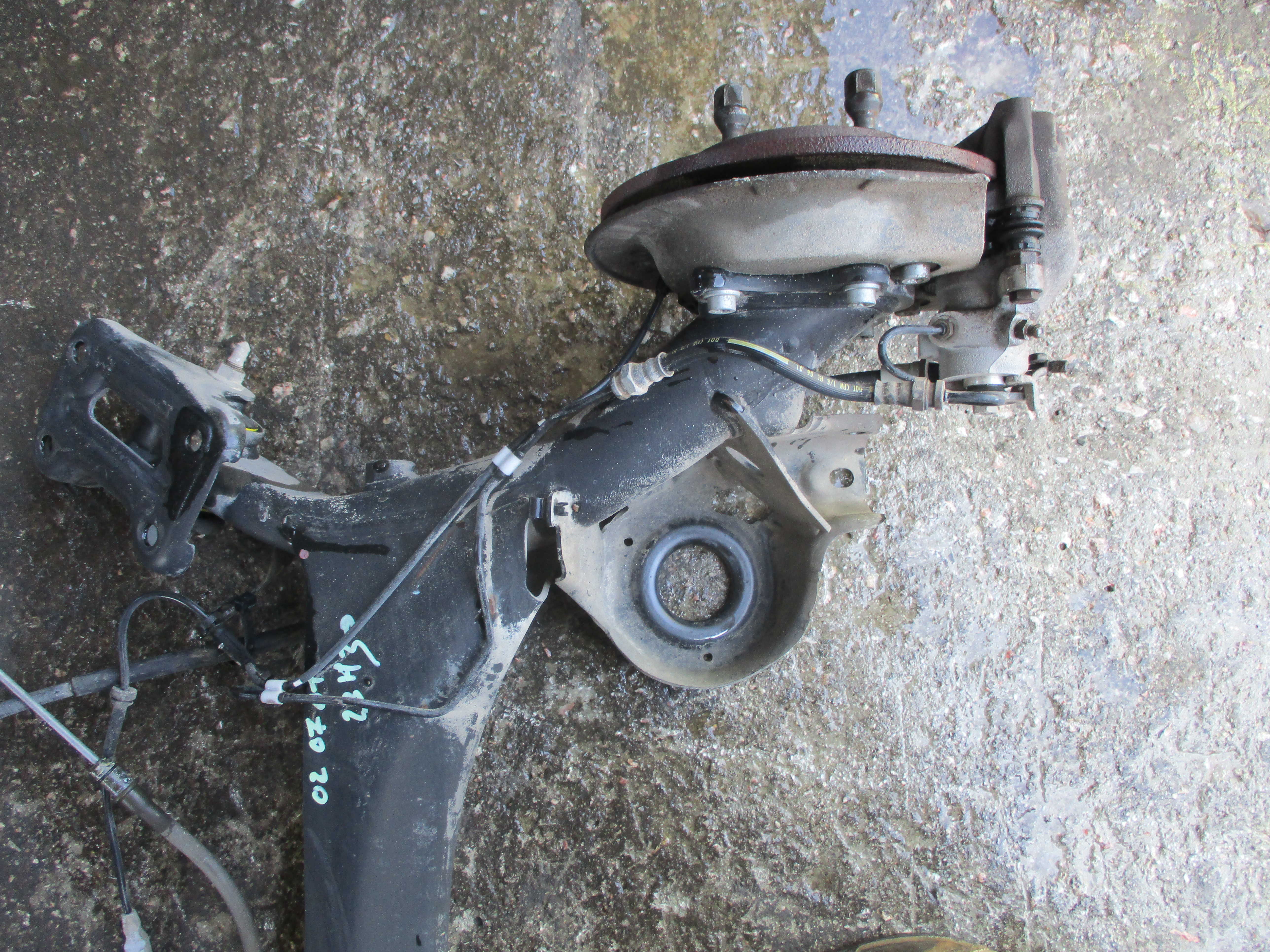 Άξονας Πίσω Peugeot 307 ’01 Προσφορά.