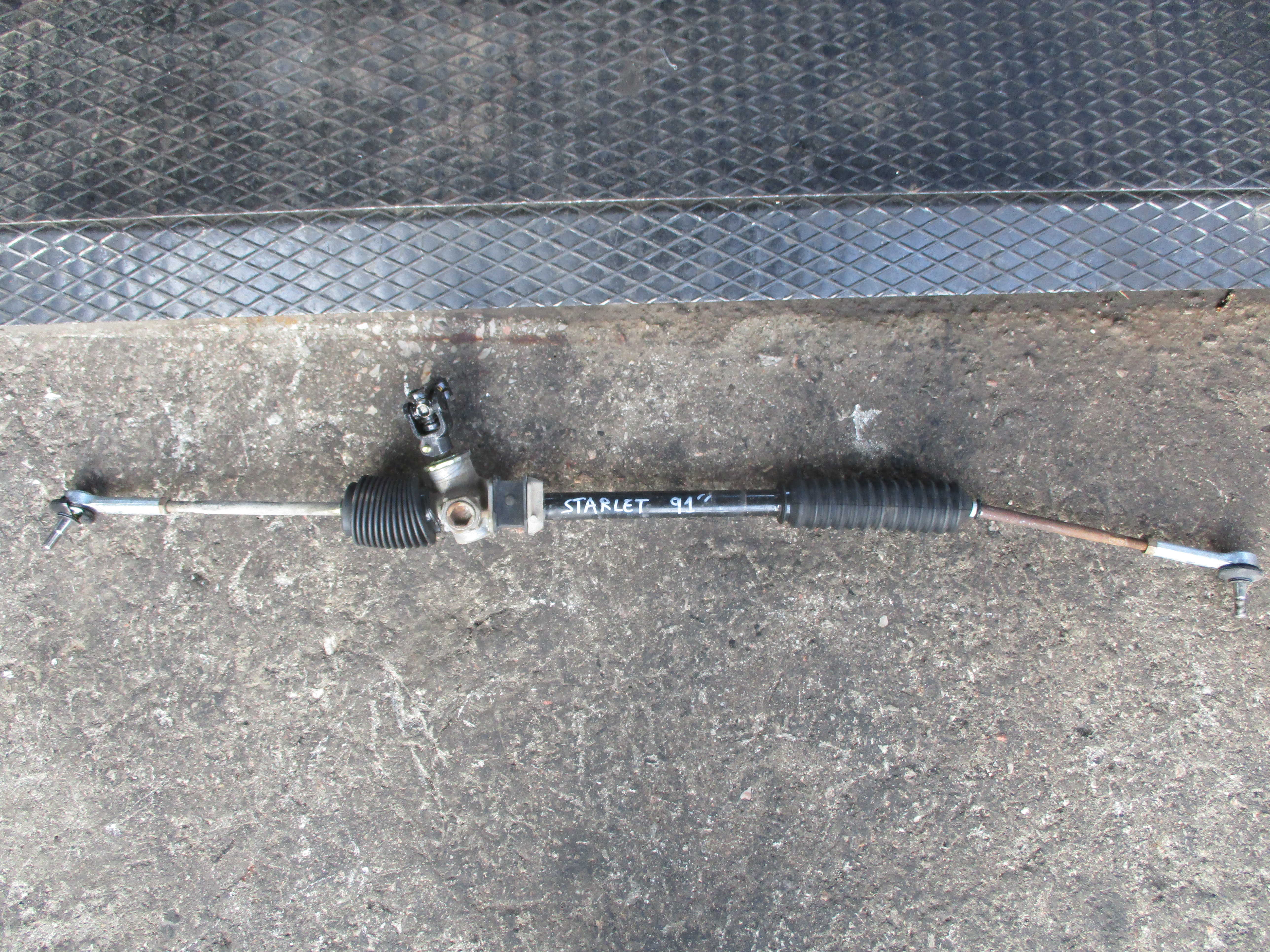 Κρεμαργιέρα (45020106) Toyota Starlet ’91