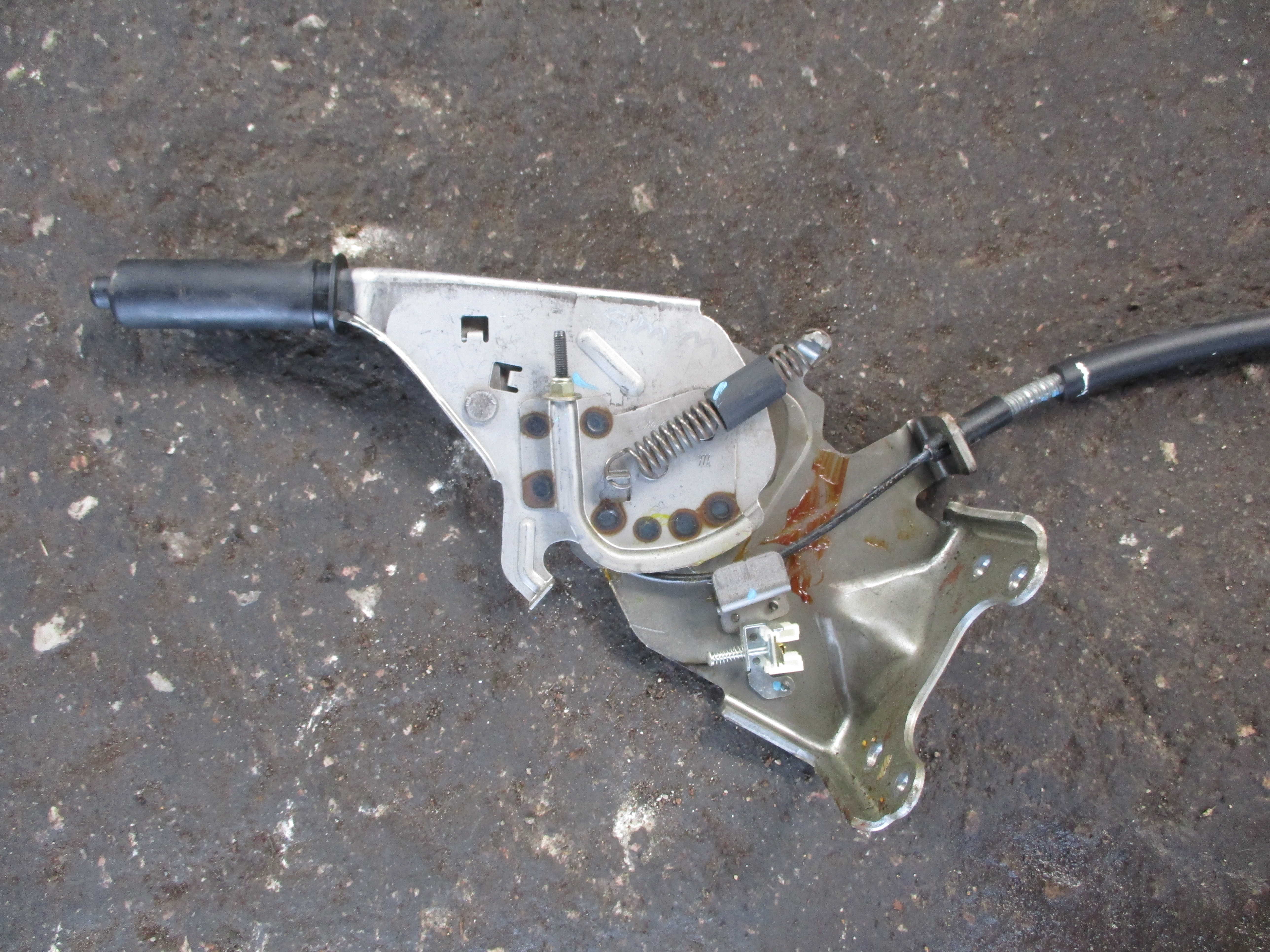 Χειρόφρενο Ford Maverick ’06 Προσφορά.