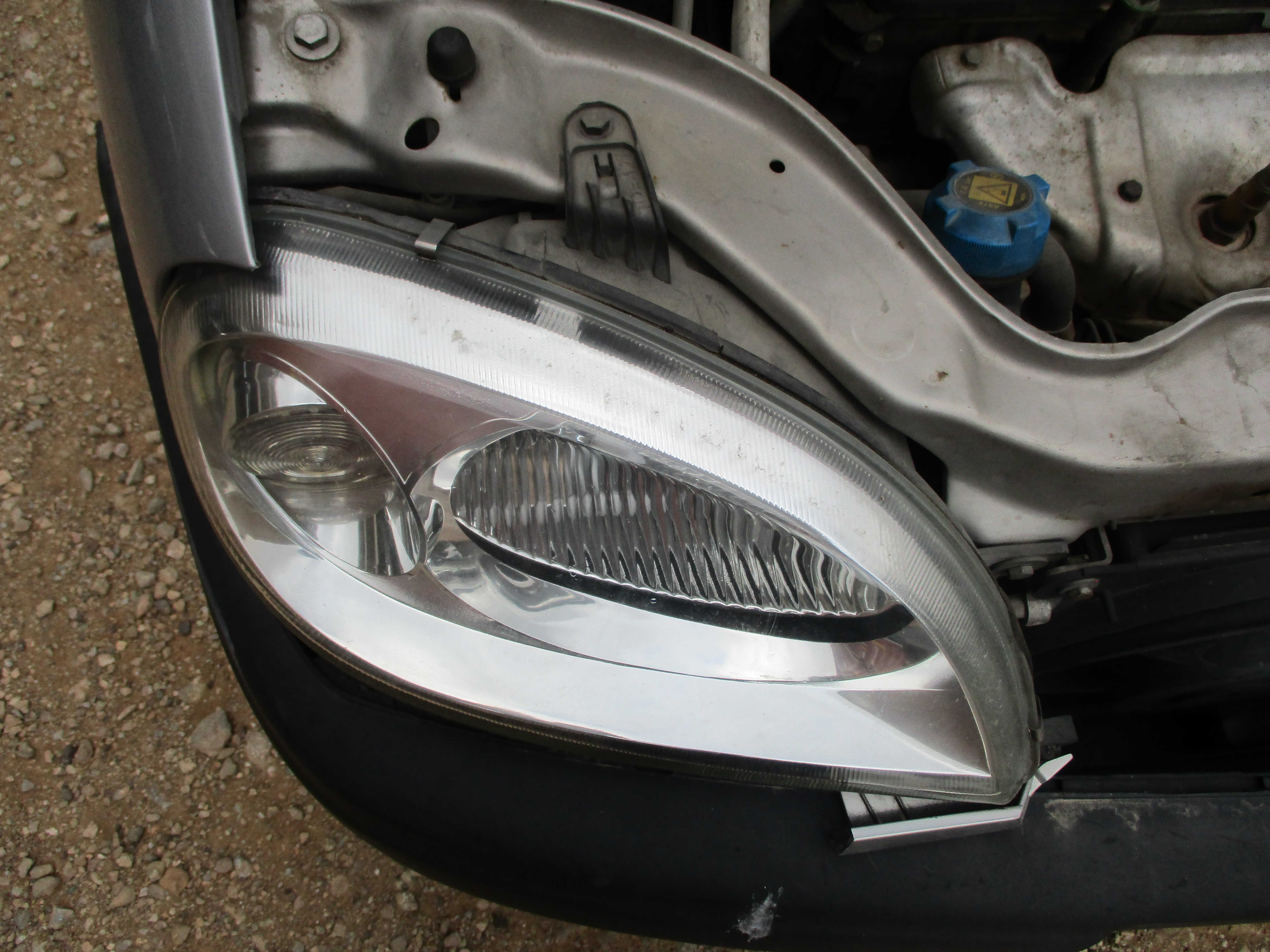 Φανάρια Εμπρός Citroen Saxo ’00