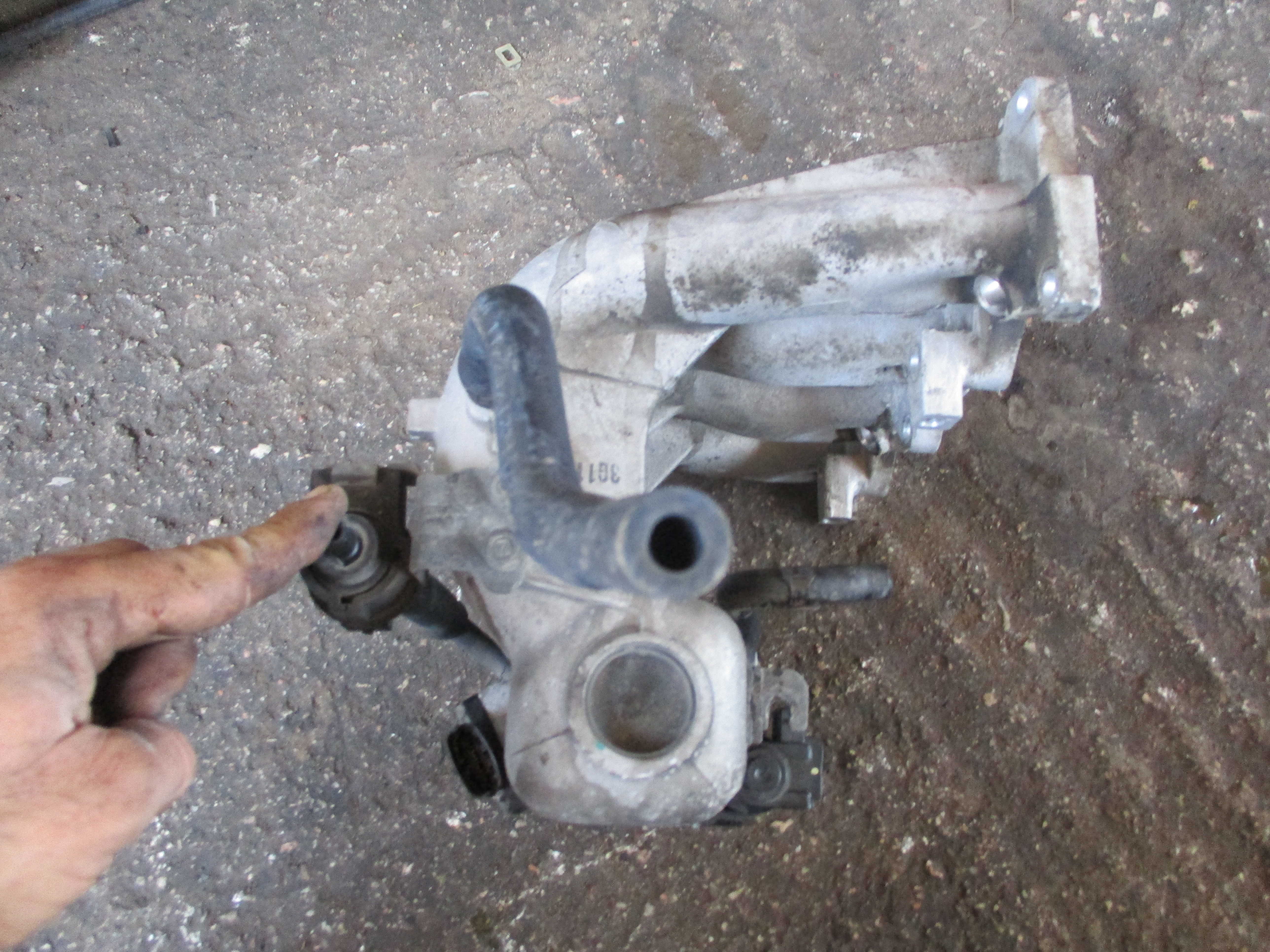 Πολλαπλή Εισαγωγής Hyundai Matrix ’03 Προσφορά.