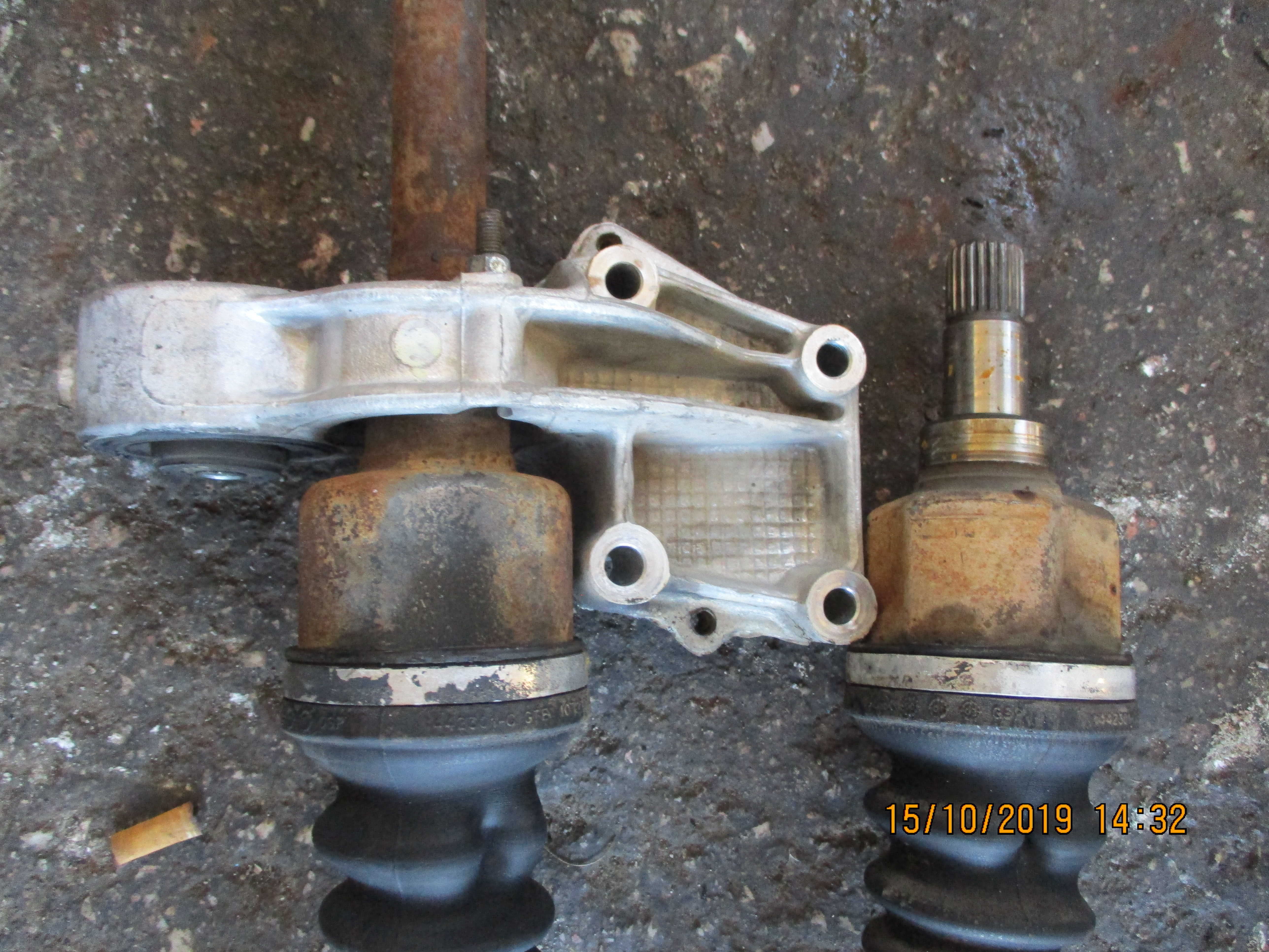 Ημιαξόνιο Αριστερό-Δεξί Peugeot 206cc ’01 Προσφορά.