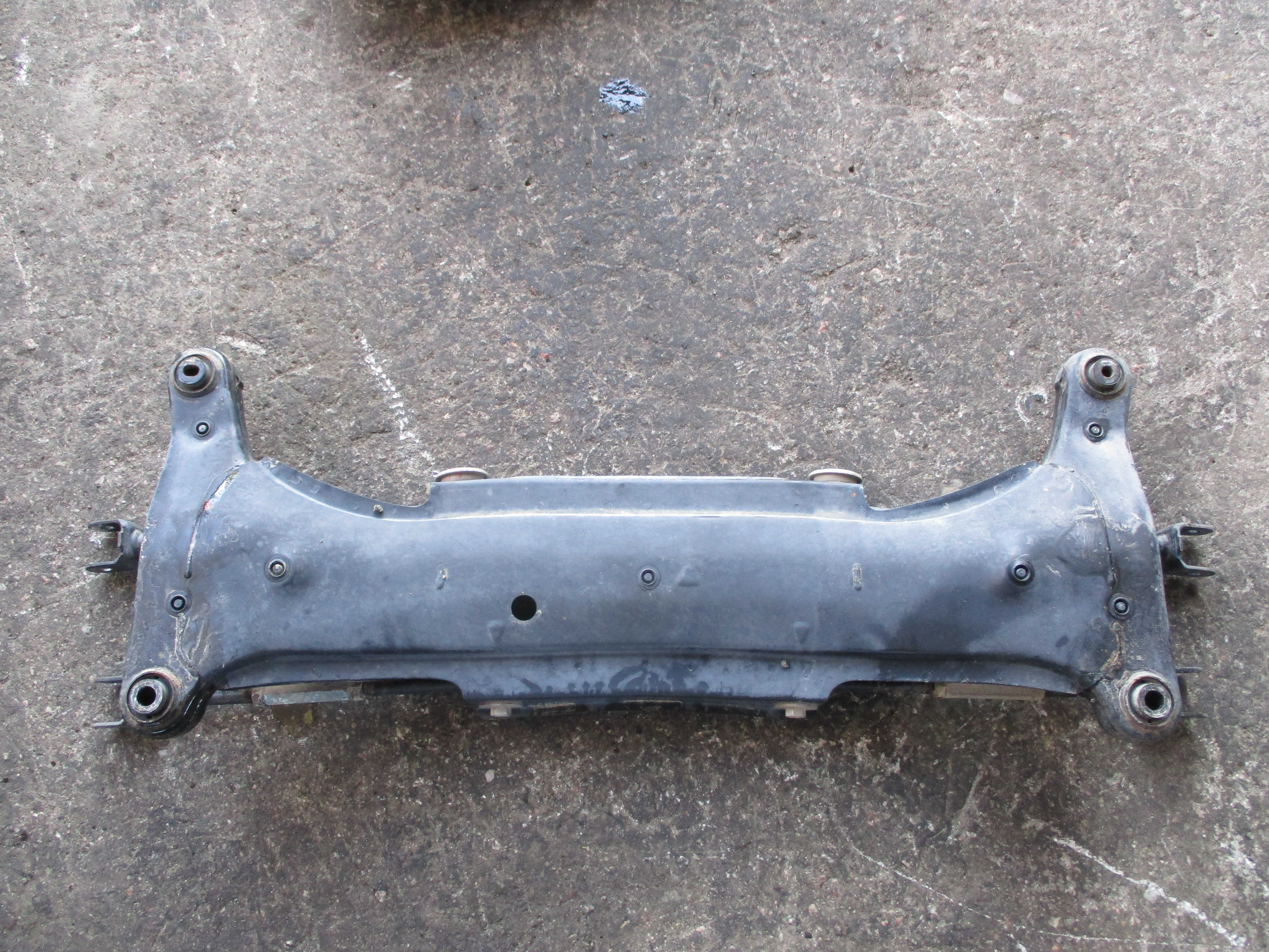 Γέφυρα Πίσω Toyota Avensis ’01 Προσφορά.