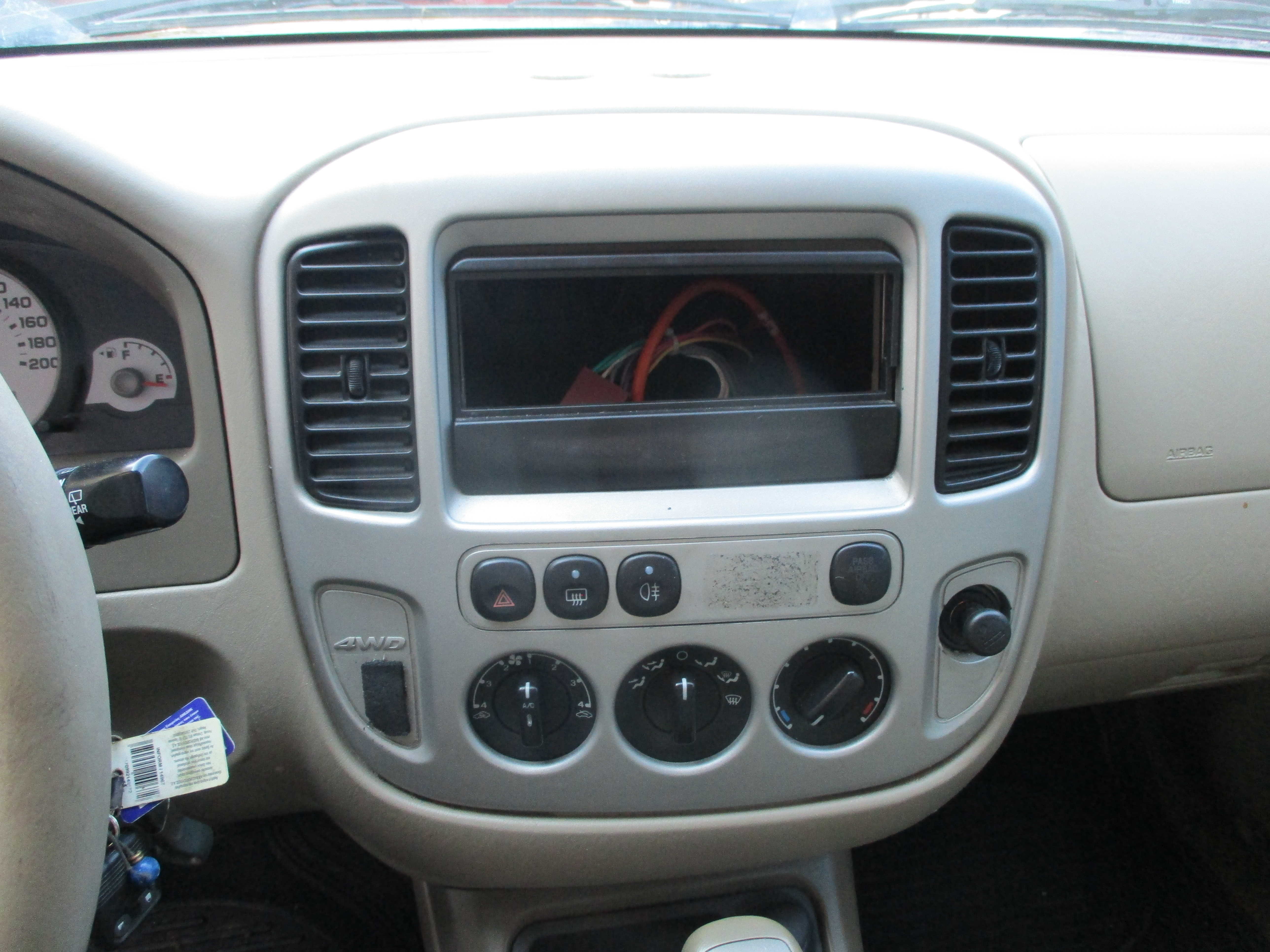 Αερόσακοι Σετ Κομπλέ Ford Maverick ’06 Προσφορά.