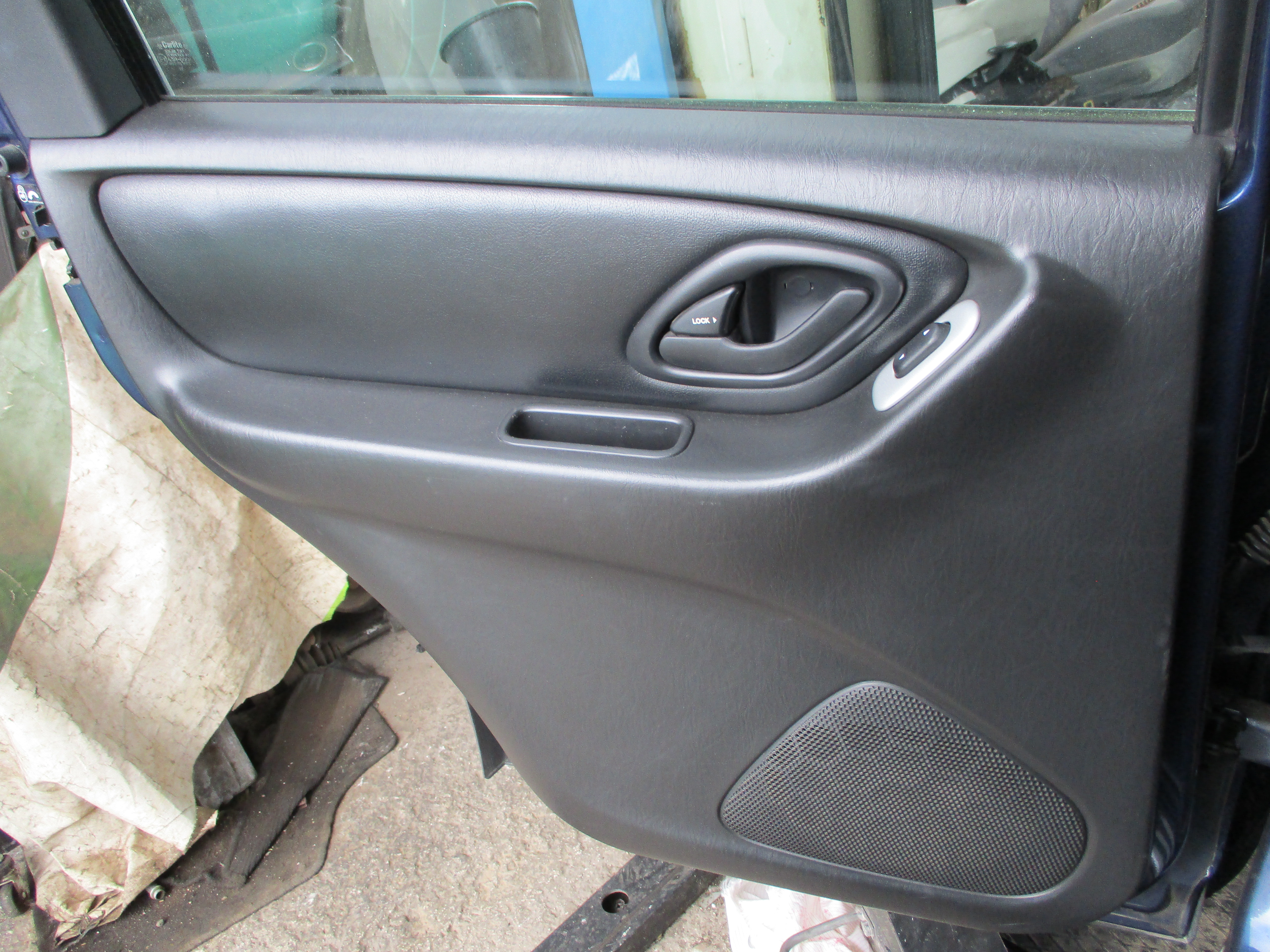 Πόρτες Ford Maverick ’02 Προσφορά.