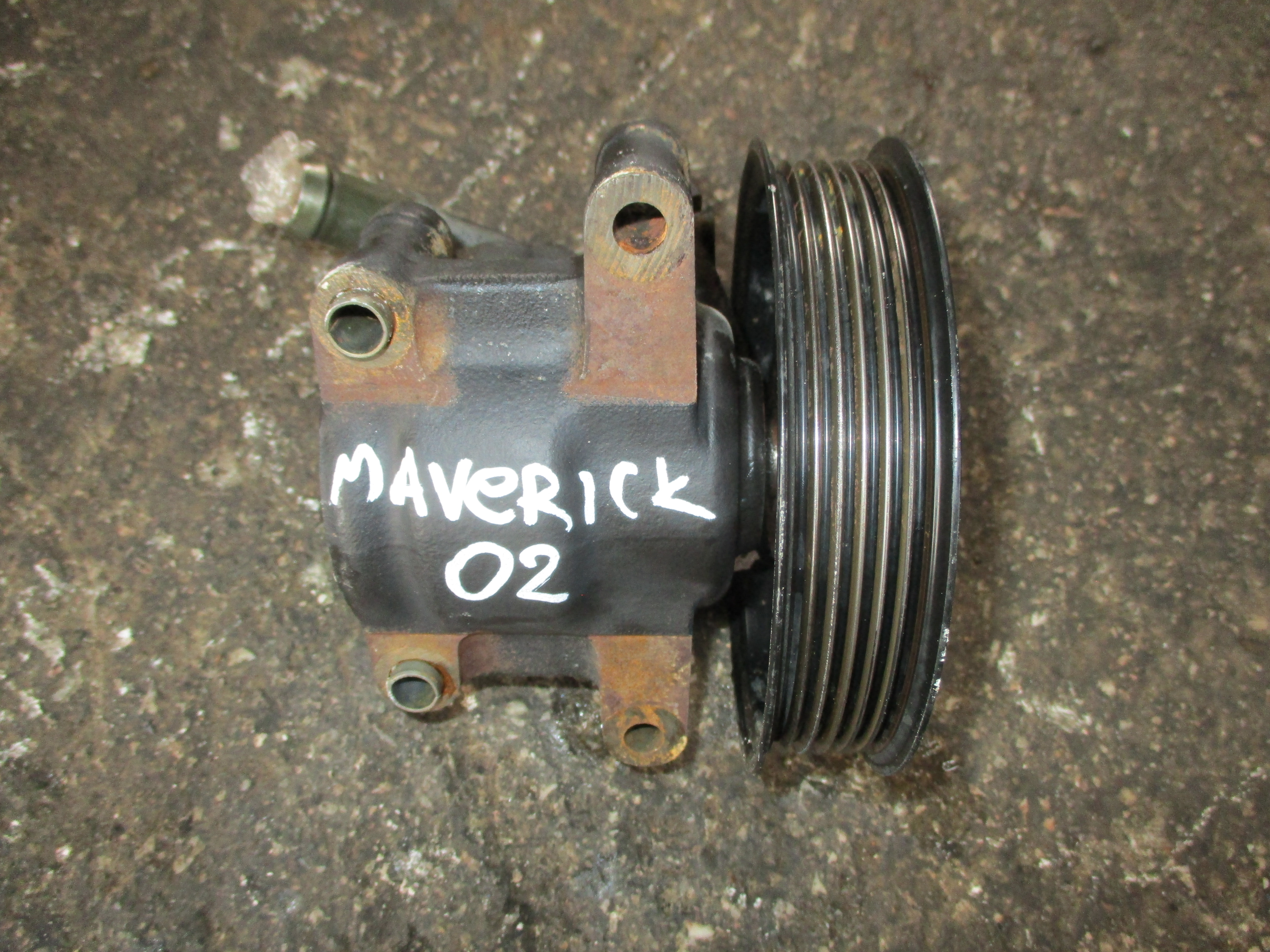 Αντλία Υδραυλικού Τιμονιού Ford Maverick ’02 Προσφορά.