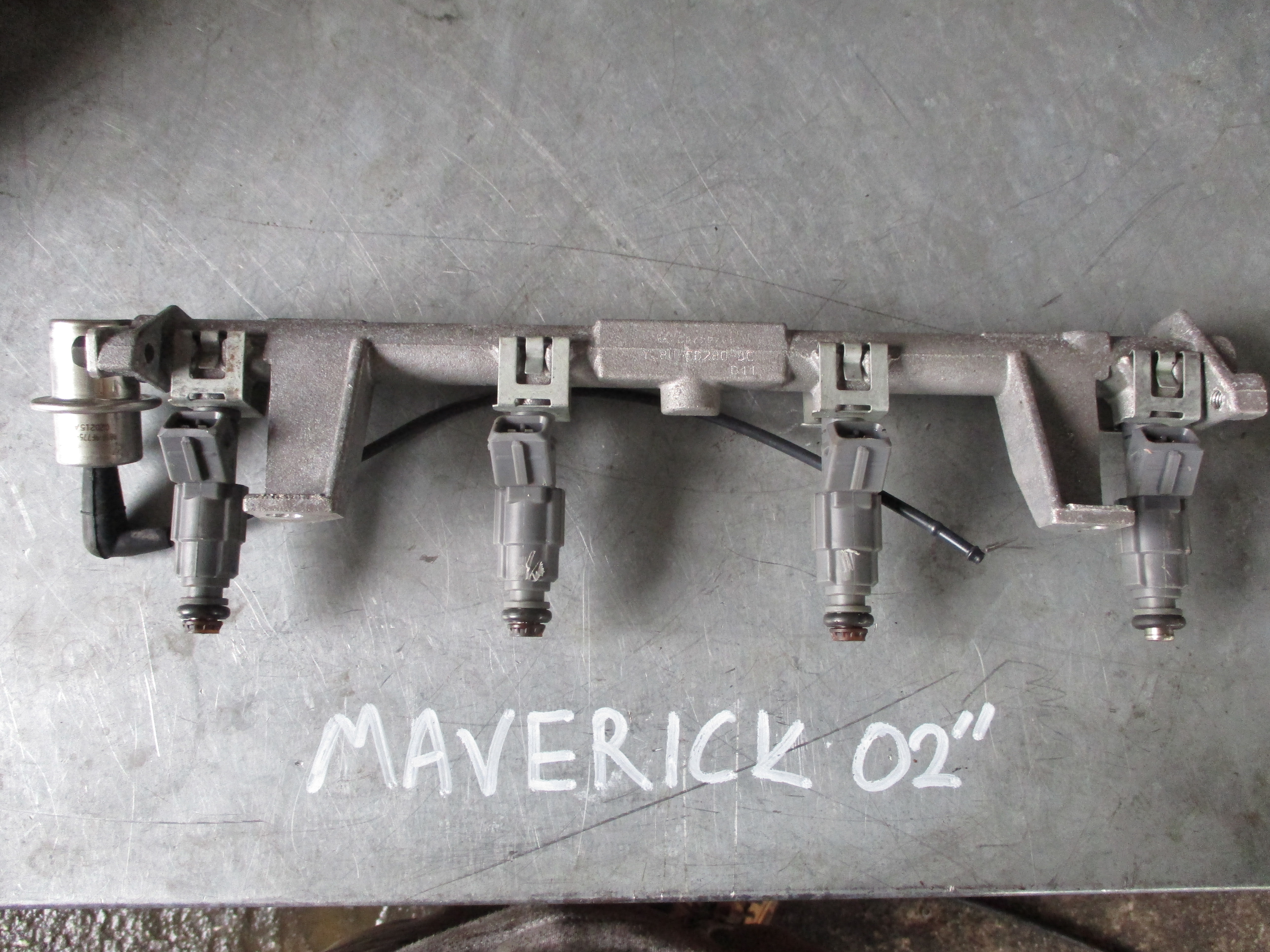 Μπεκιέρα με Μπέκ ( 0280155887 ) Ford Maverick ’02 Προσφορά.