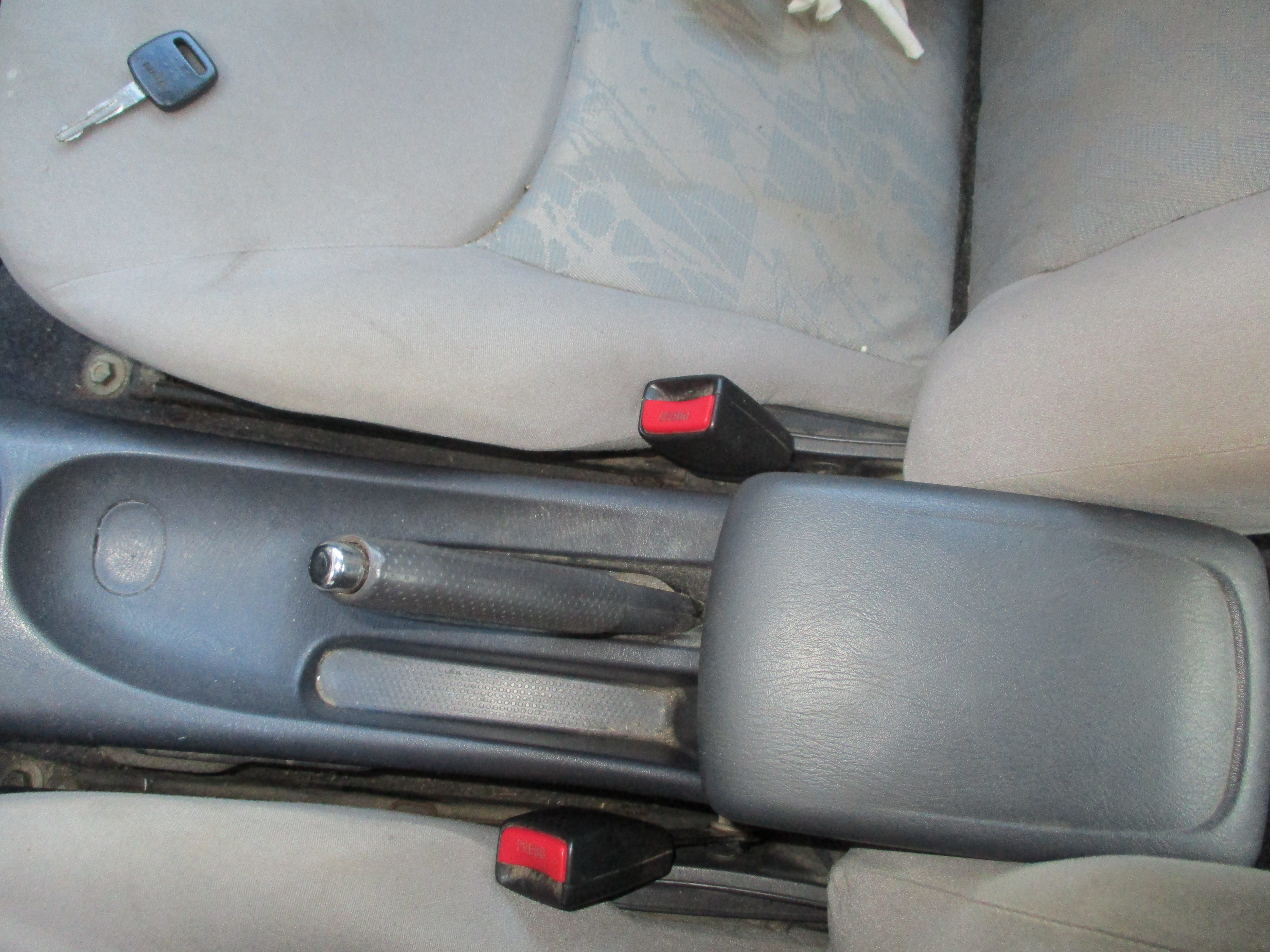 Ταμπλό Nissan Almera N16 ’01