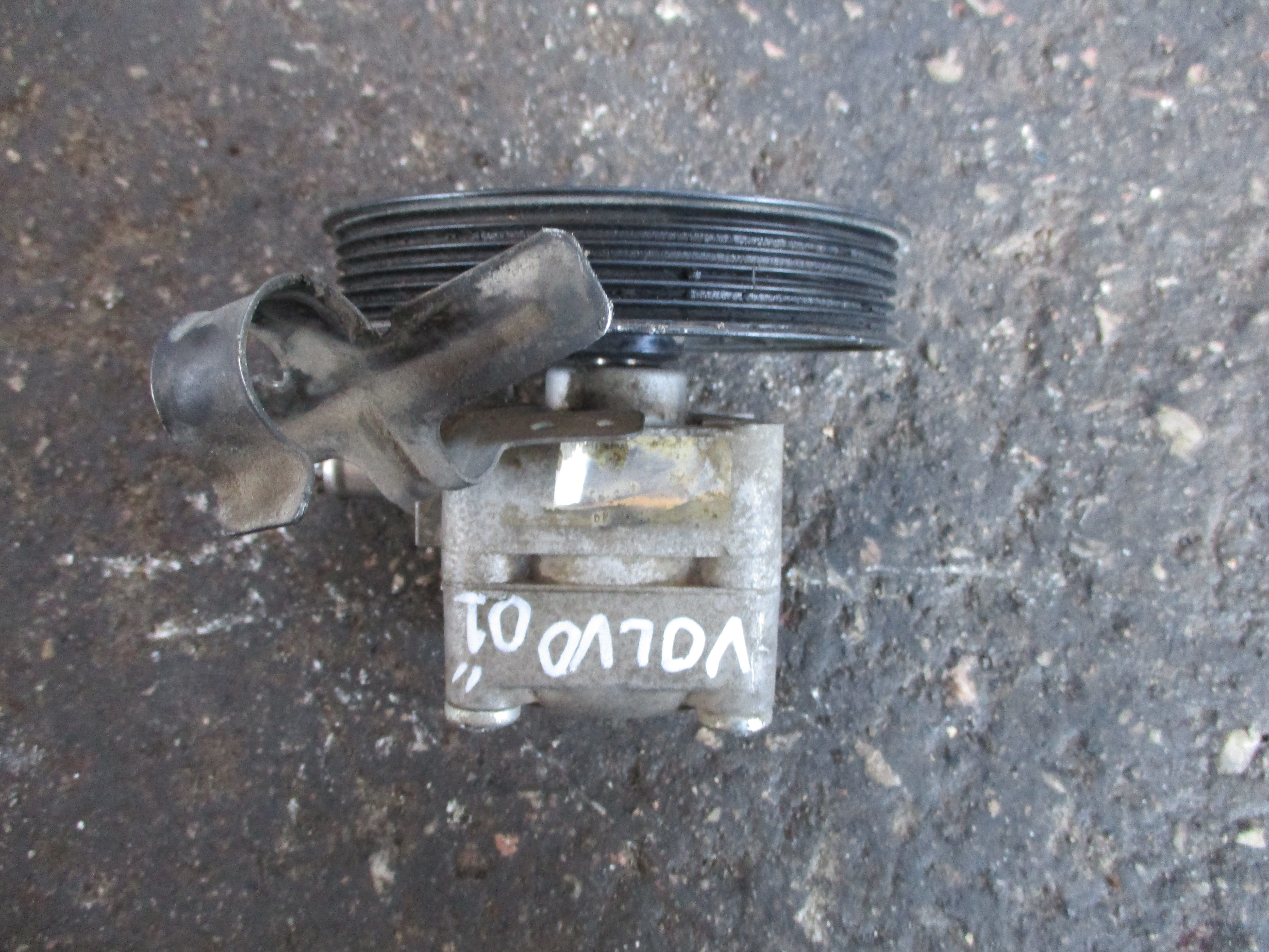 Αντλία Υδραυλικού Τιμονιού Volvo S60 ’01 Προσφορά.