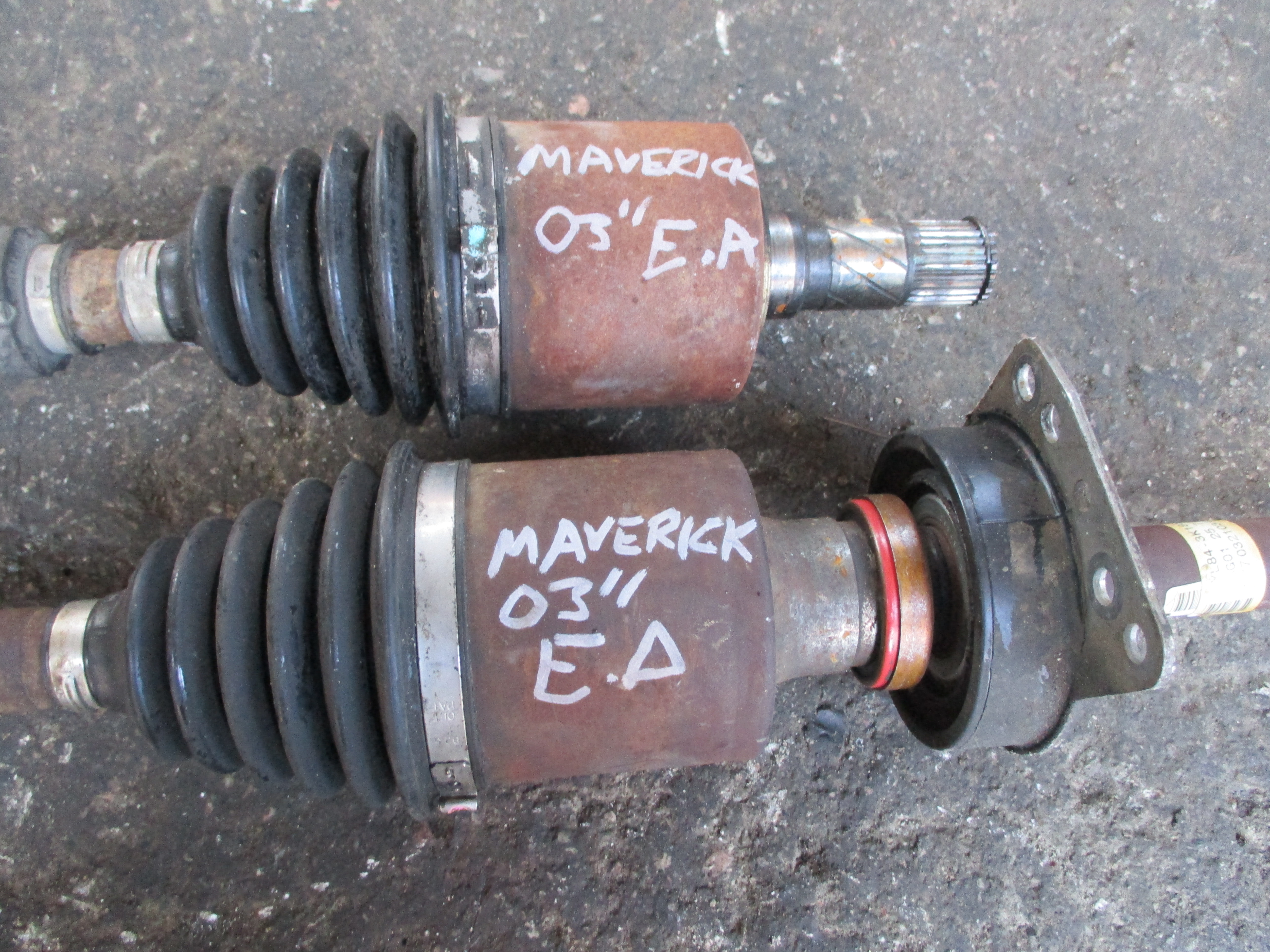 Ημιαξόνιο Αριστερό-Δεξί Ford Maverick ’03 2000cc Προσφορά.