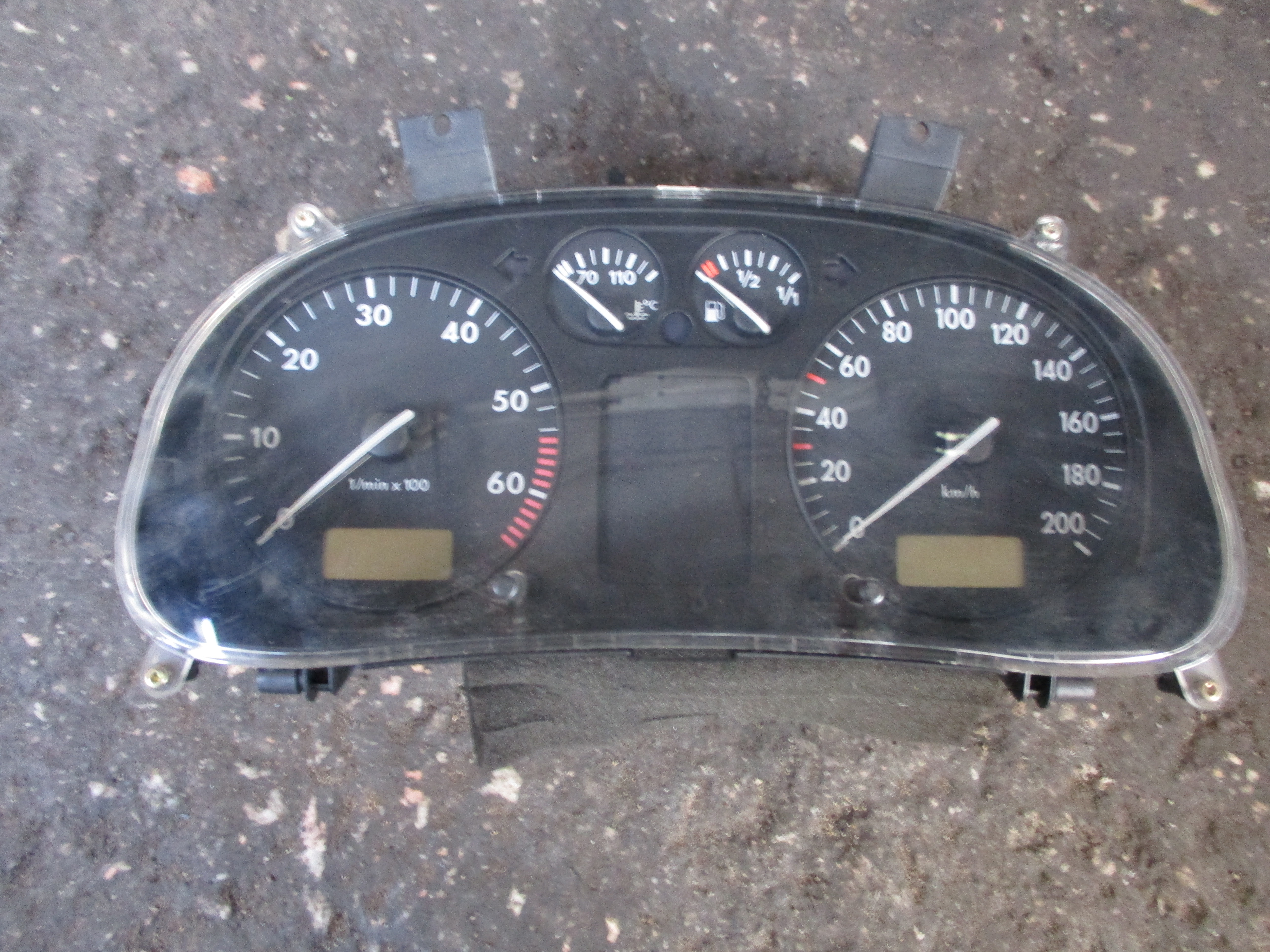 Κοντέρ (5392326600) vw Polo ’97(Προσφορά 60 ευρώ)