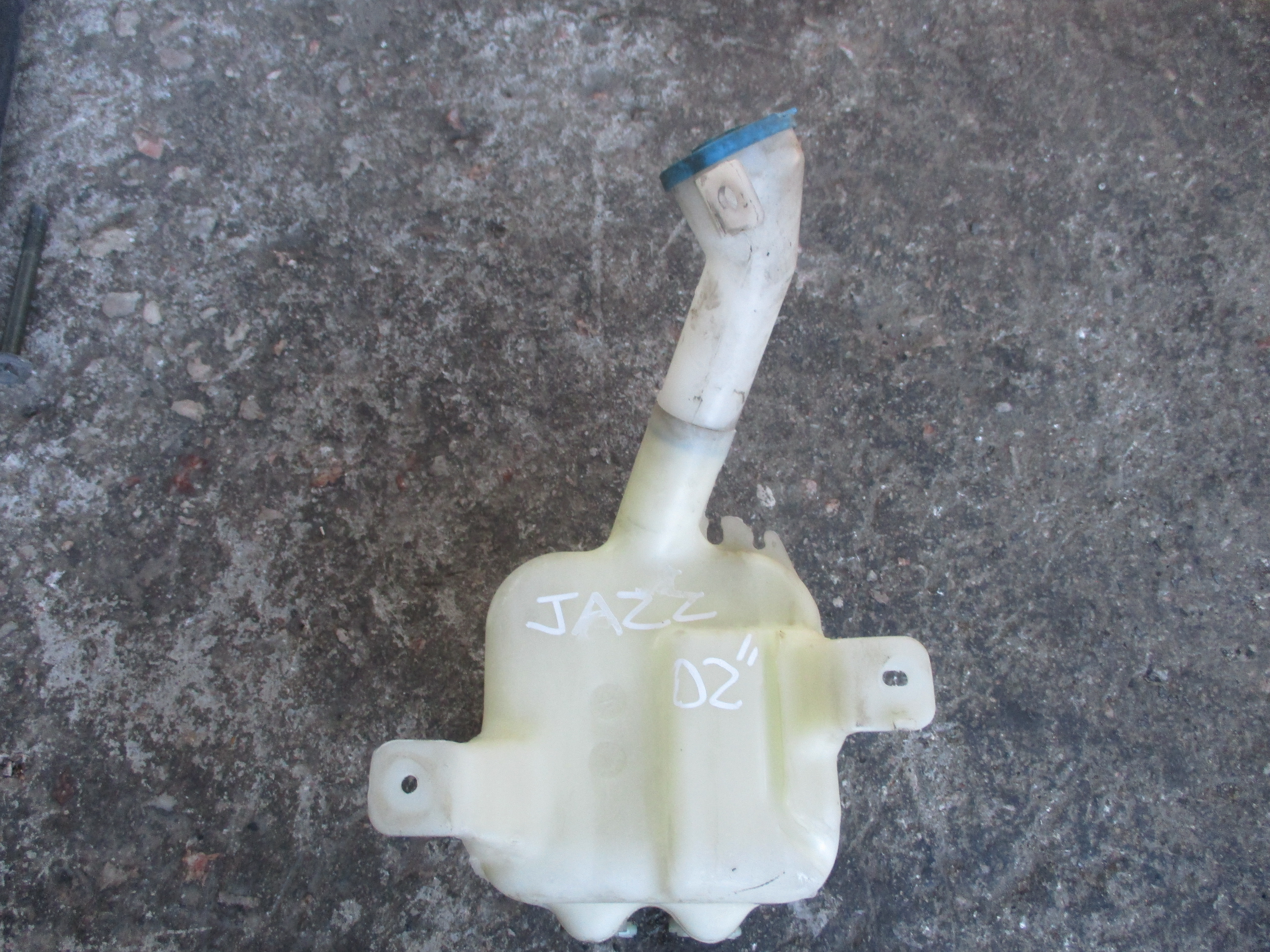 Δοχείο Νερού Υαλοκαθαριστήρα Honda Jazz ’02 Προσφορά.