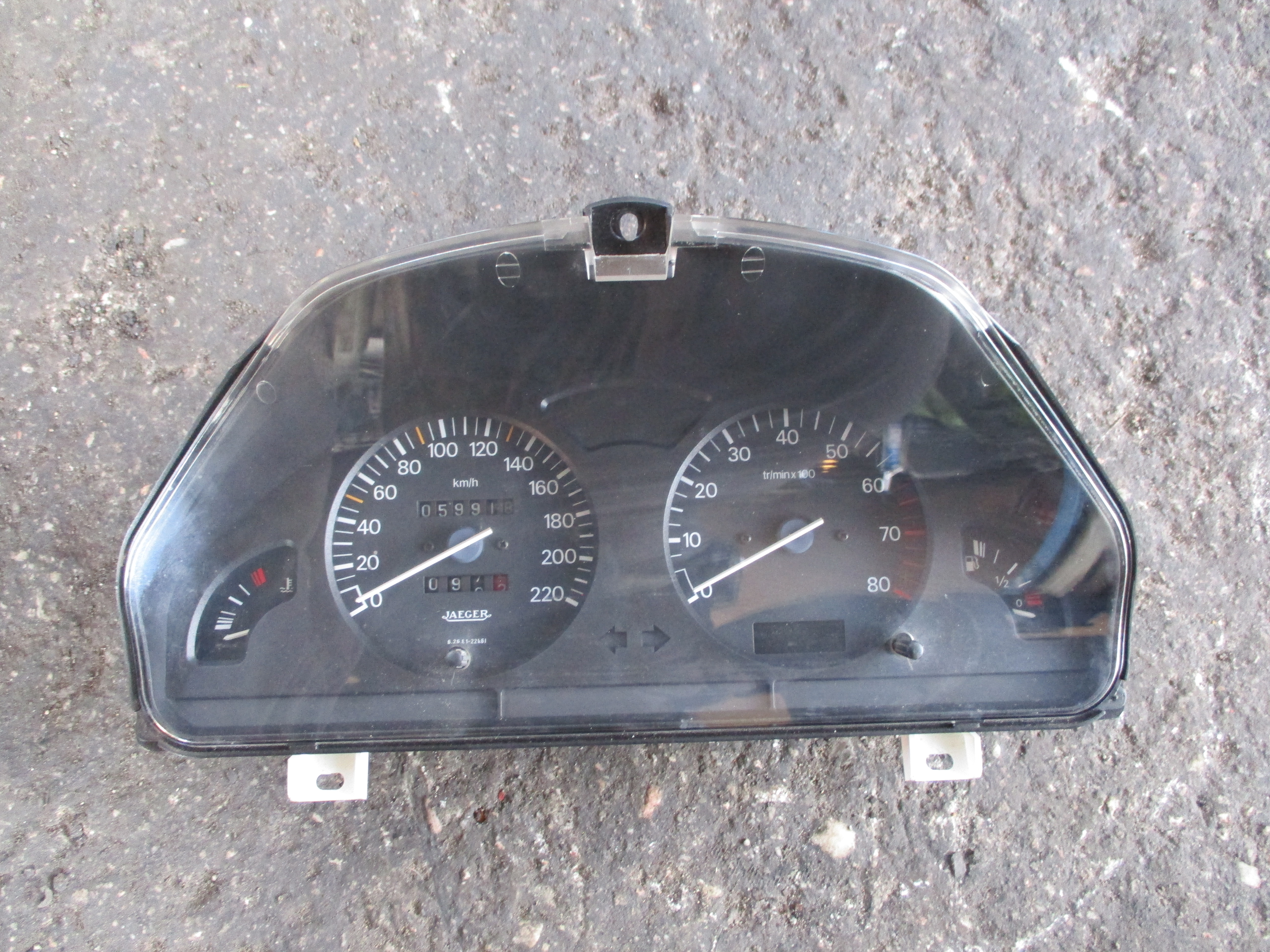 Κοντέρ ( 09034249905 , 9627755680 ) Peugeot 106 ’00 Προσφορά.