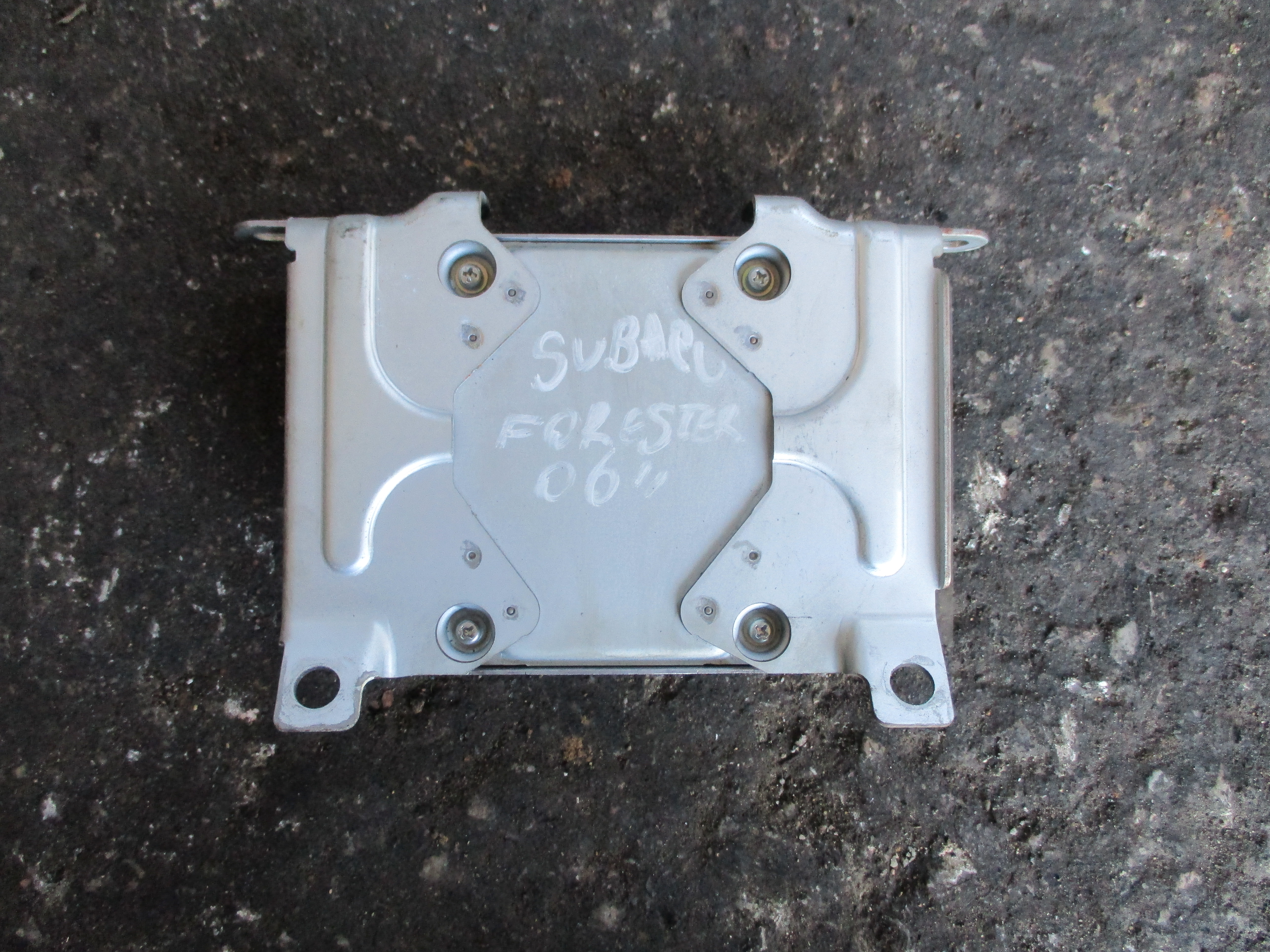 Εγκέφαλος Αερόσακων ( 98221SA140 , 152300-8331 ) Subaru Forester ’06 Προσφορά.