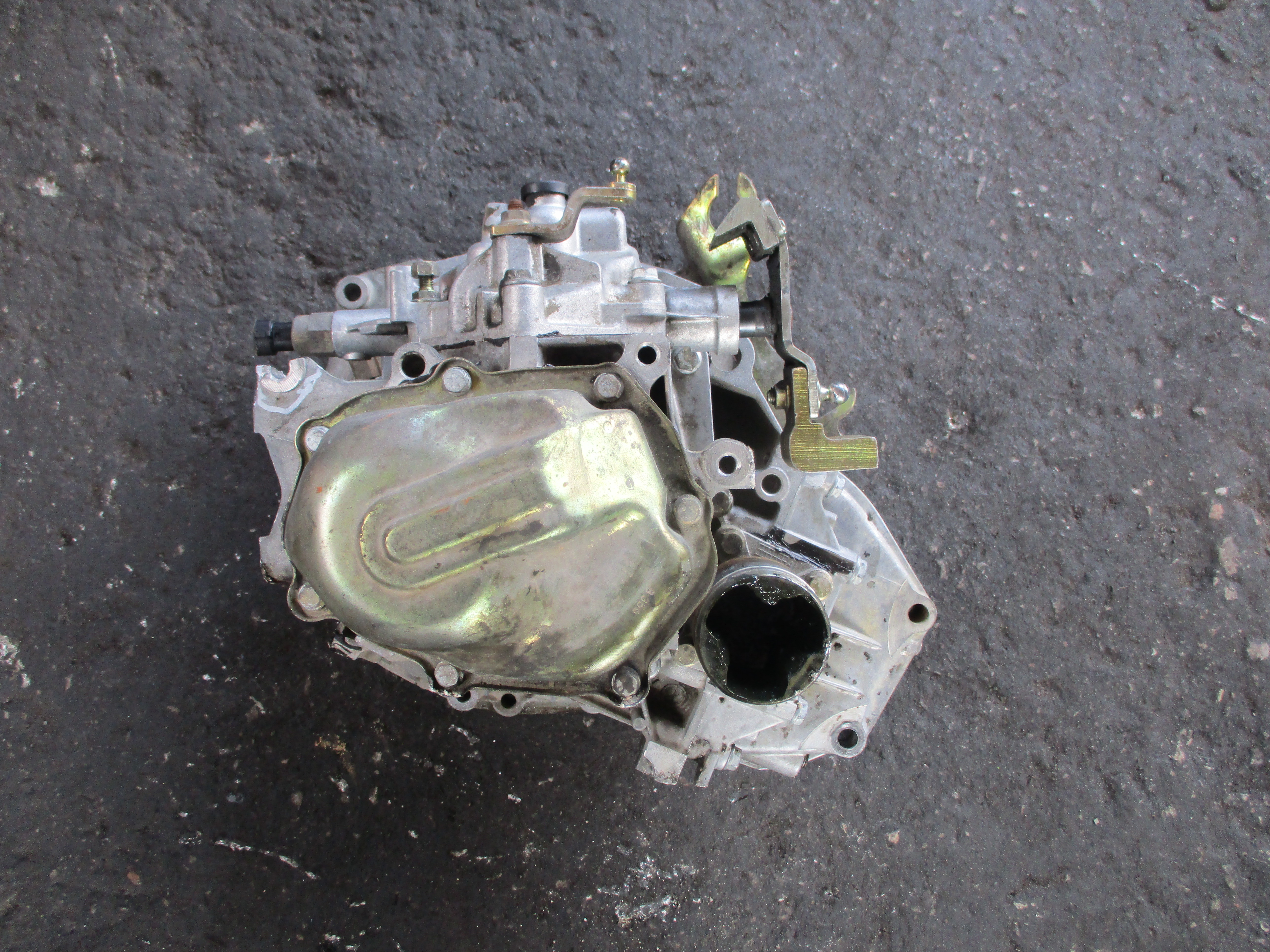 Χειροκίνητο Σασμάν Lancia Ypsilon ’05 (188A5000) Προσφορά.