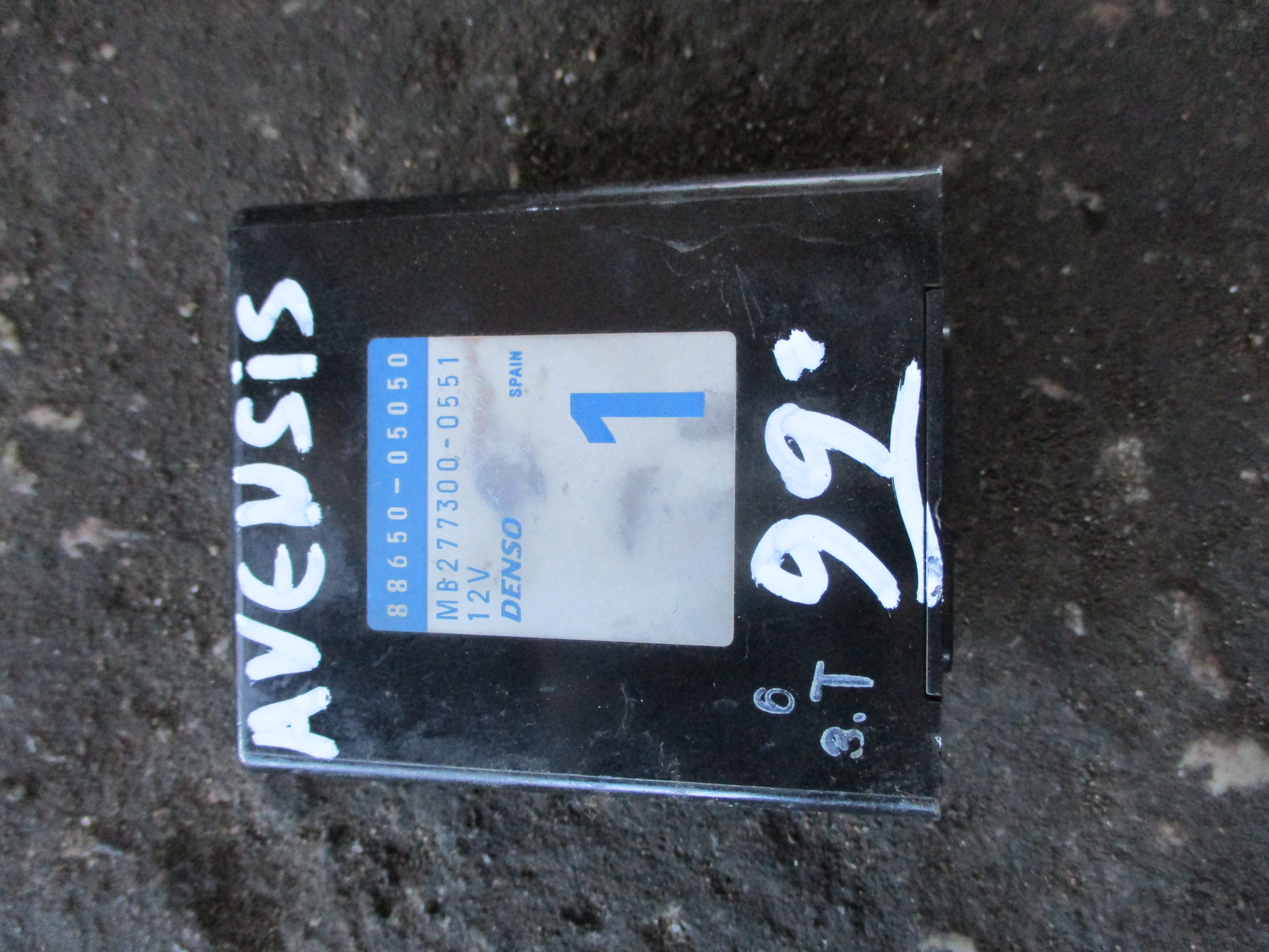 Κεντρικό κλείδωμα (8974105010,8865005050,2773000551) Toyota Avensis ’01