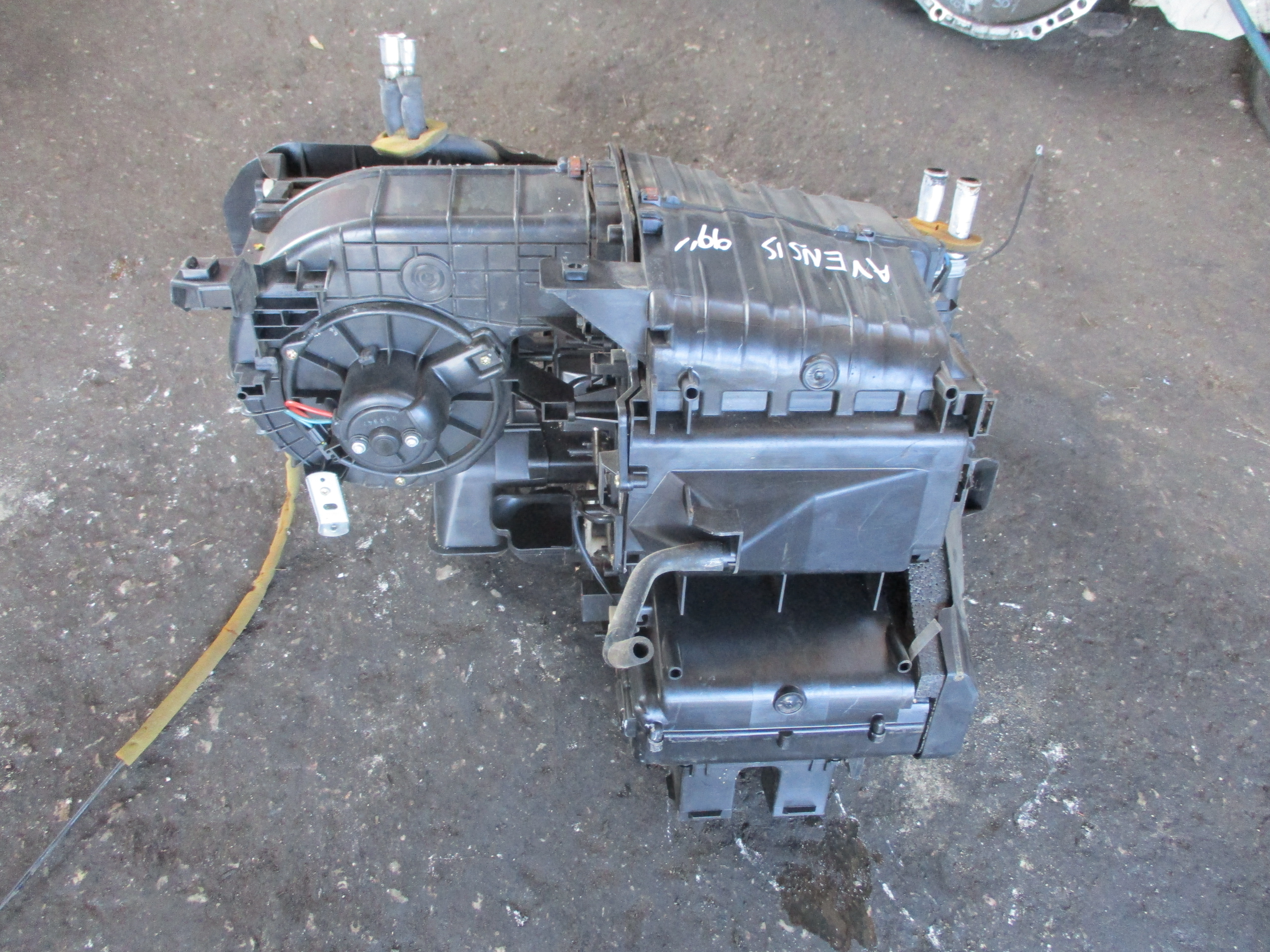 Μοτέρ Καλοριφέρ Toyota Avensis ’01 Προσφορά!