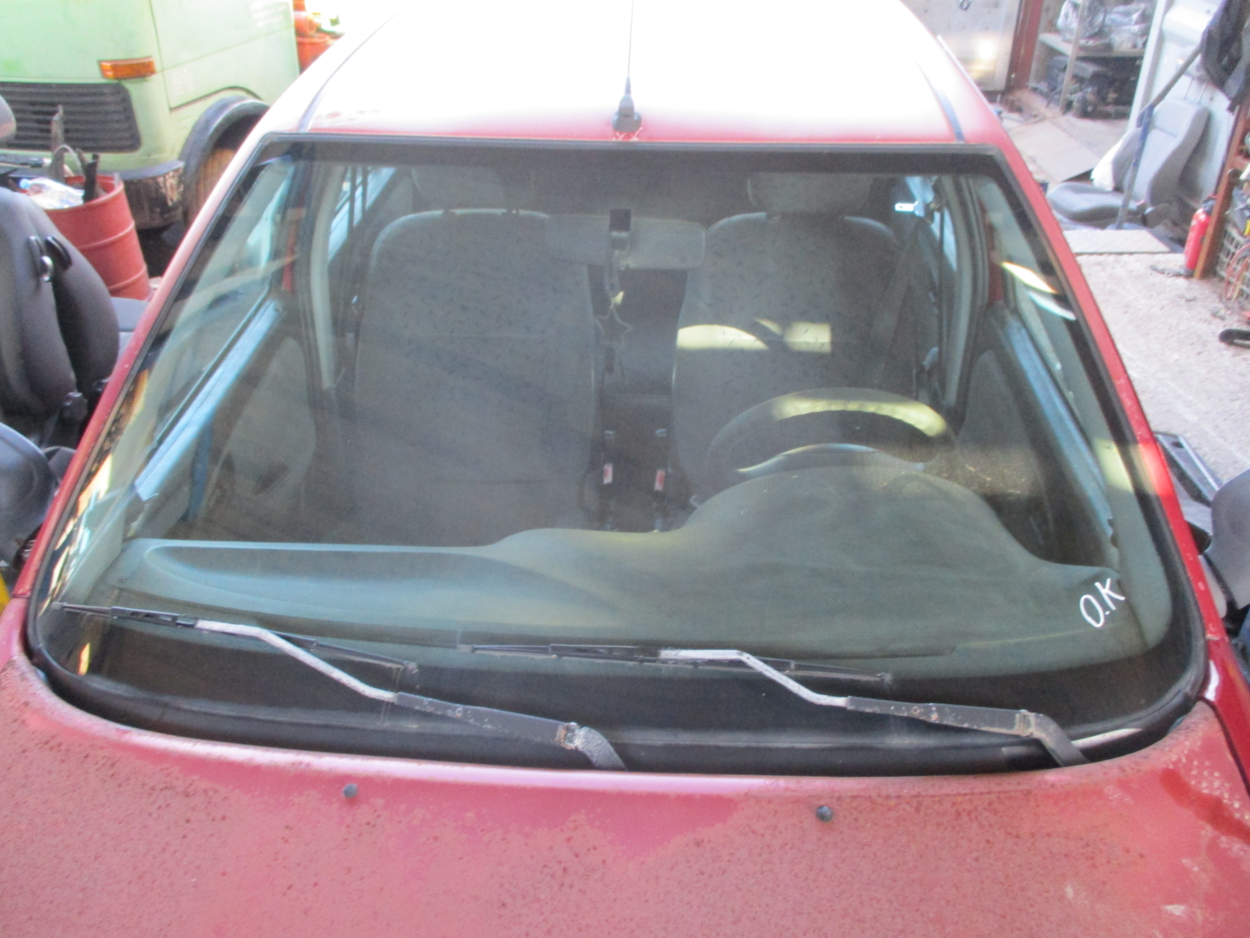 Παρμπρίζ Εμπρός Citroen Saxo ’00 Προσφορά.